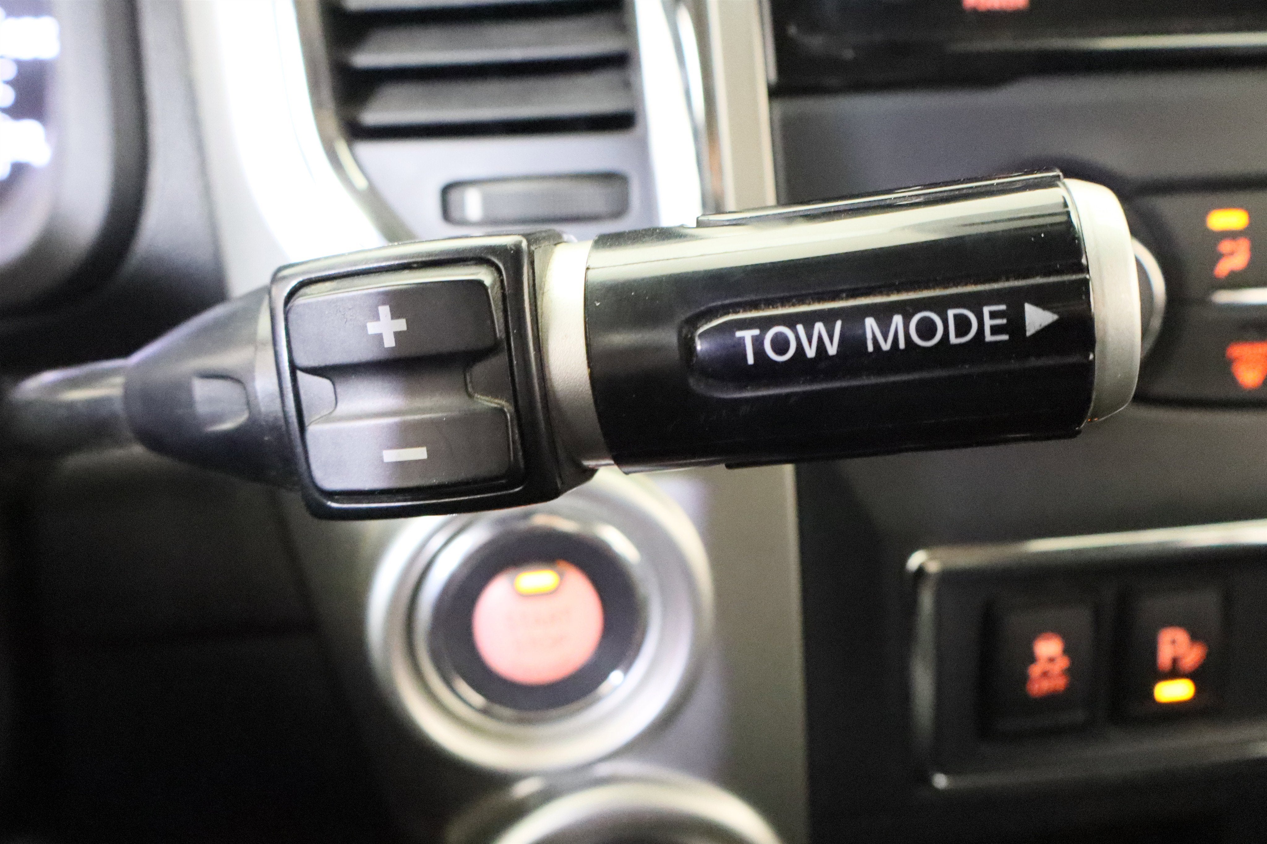 2021 Nissan Titan SV Crew Cab 4x4