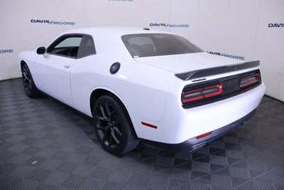 2022 Dodge Challenger SXT
