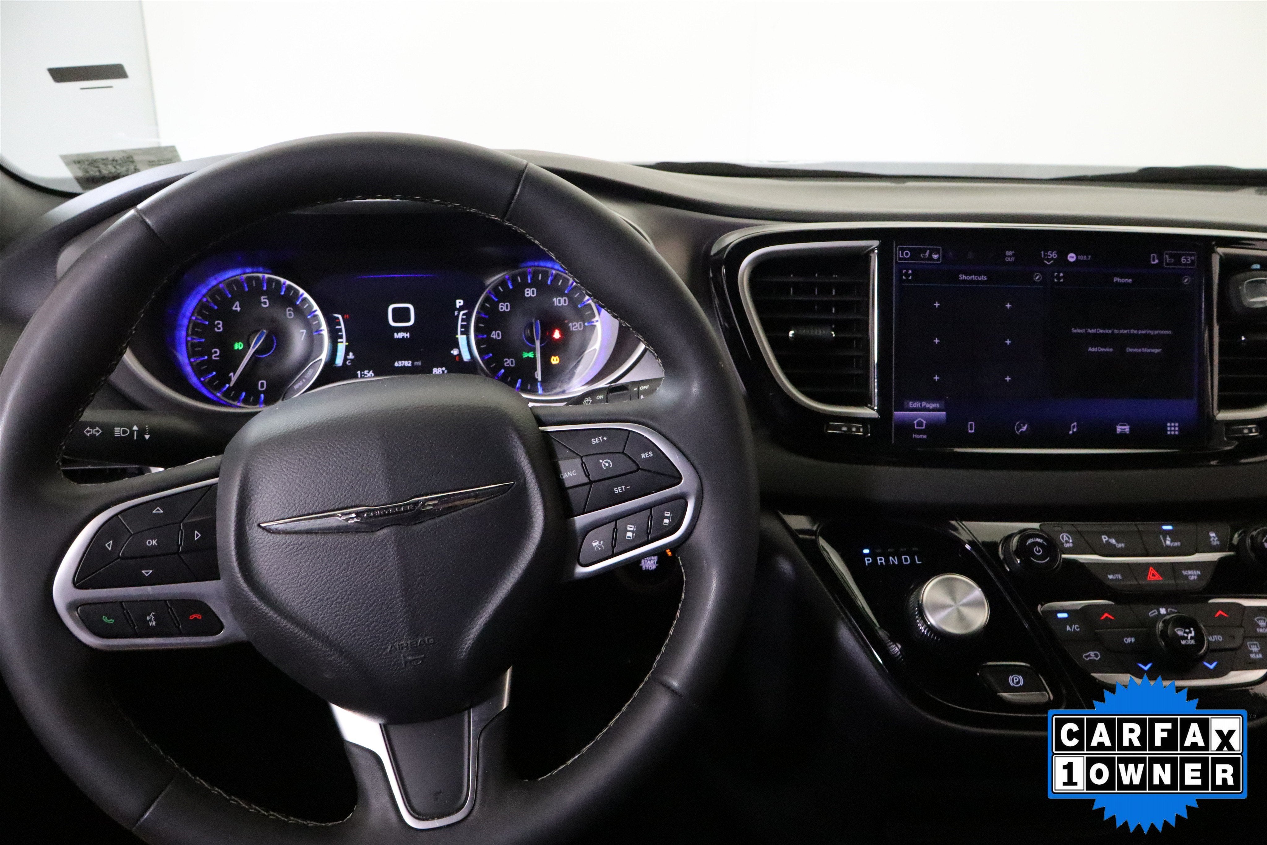 2025 Chrysler Pacifica Select