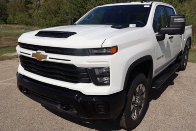 2026 Chevrolet Silverado 2500HD Custom Crew Cab 4WD