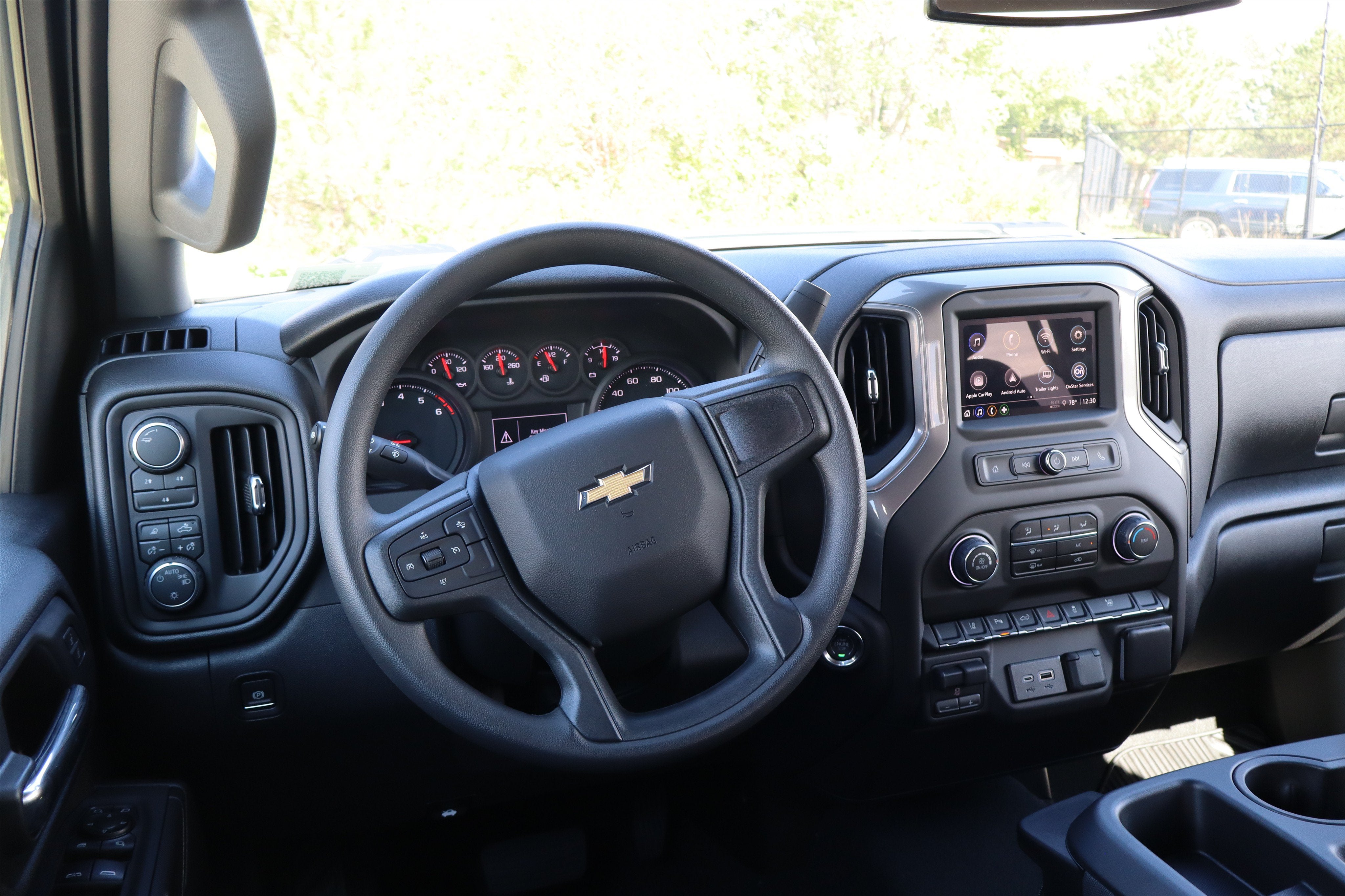 2026 Chevrolet Silverado 2500HD Custom Crew Cab 4WD