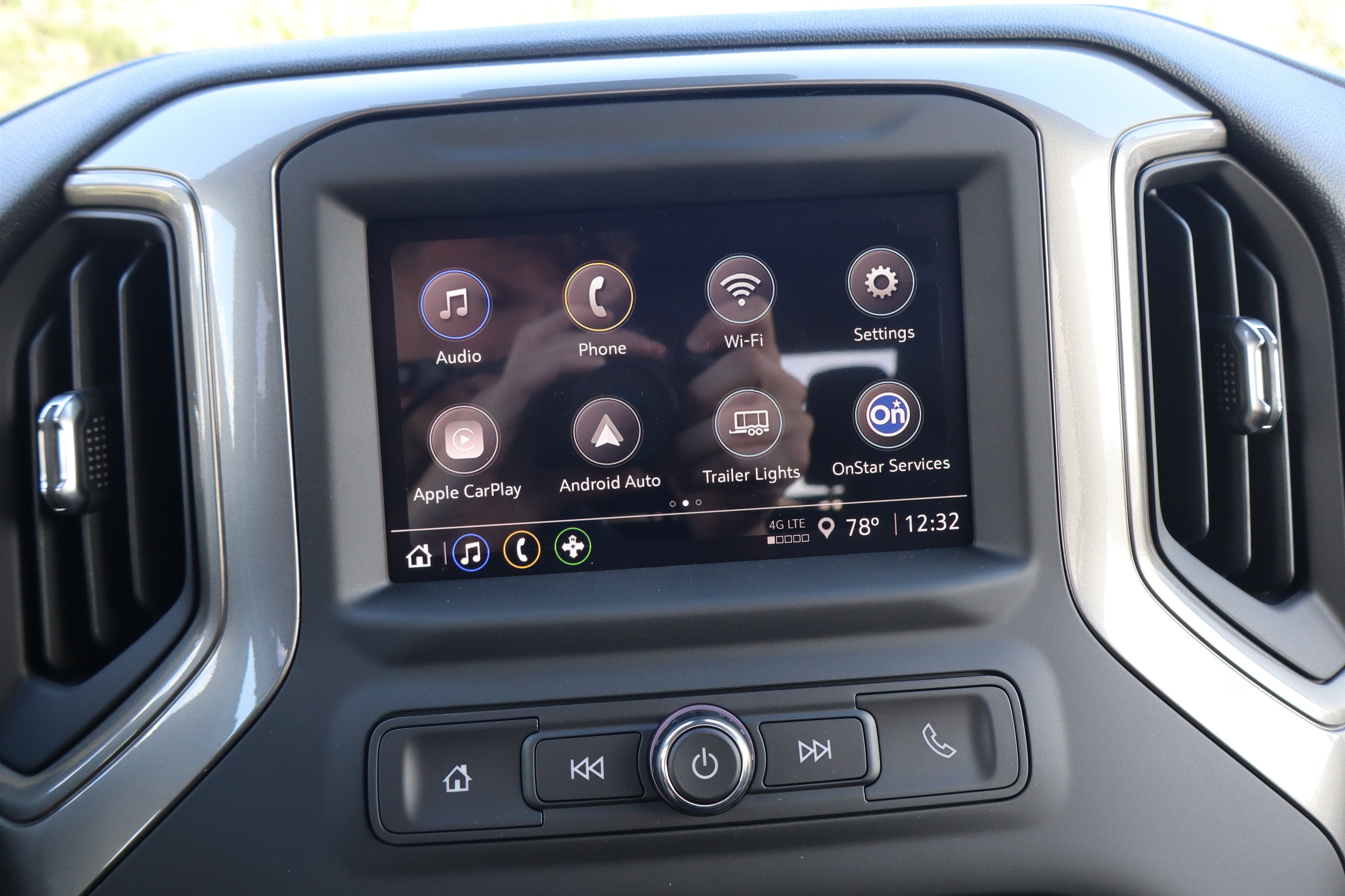 2026 Chevrolet Silverado 2500HD Custom Crew Cab 4WD