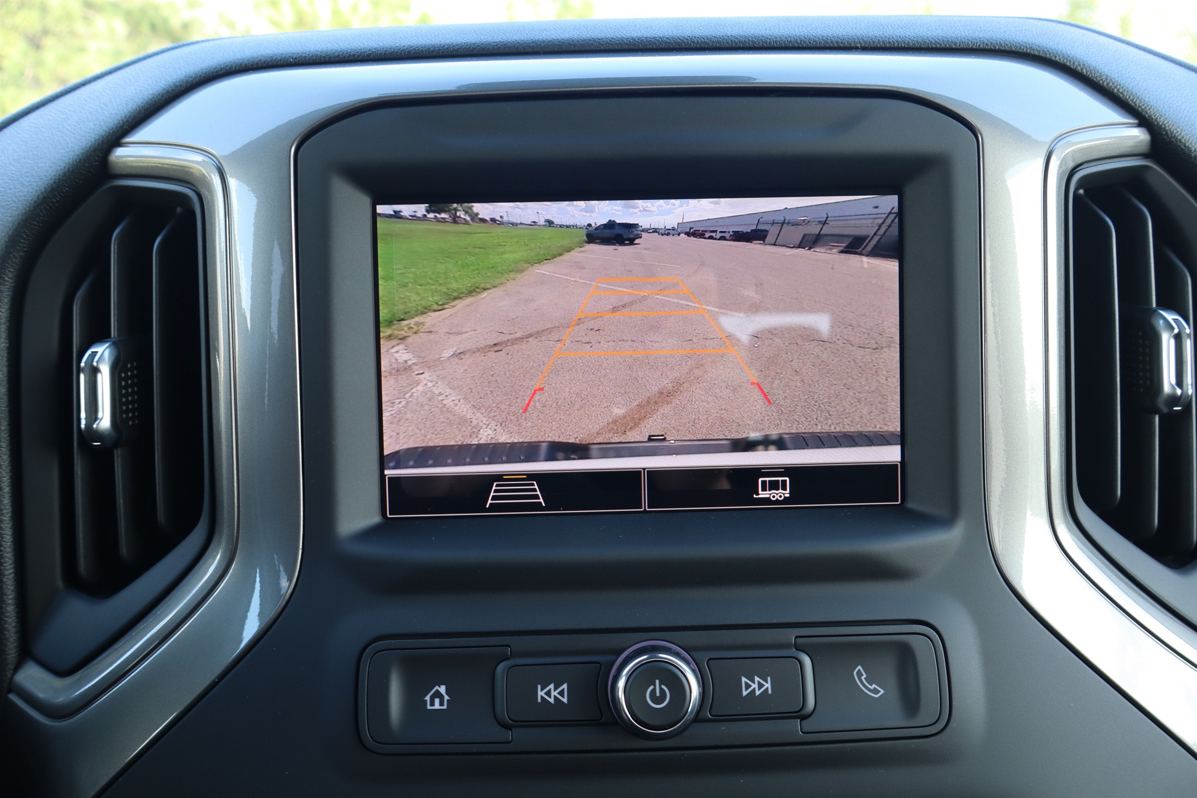2026 Chevrolet Silverado 2500HD Custom Crew Cab 4WD