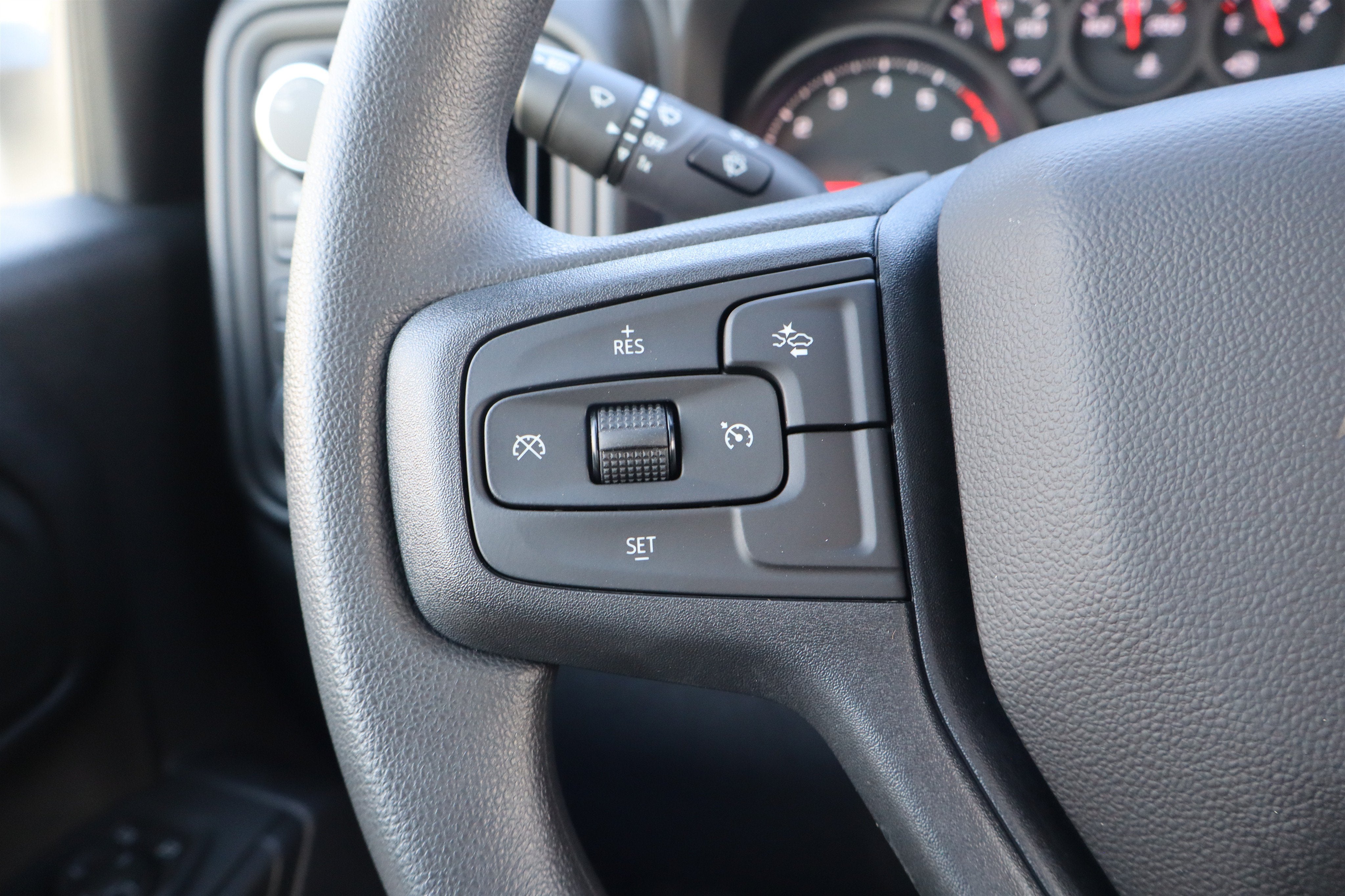 2026 Chevrolet Silverado 2500HD Custom Crew Cab 4WD