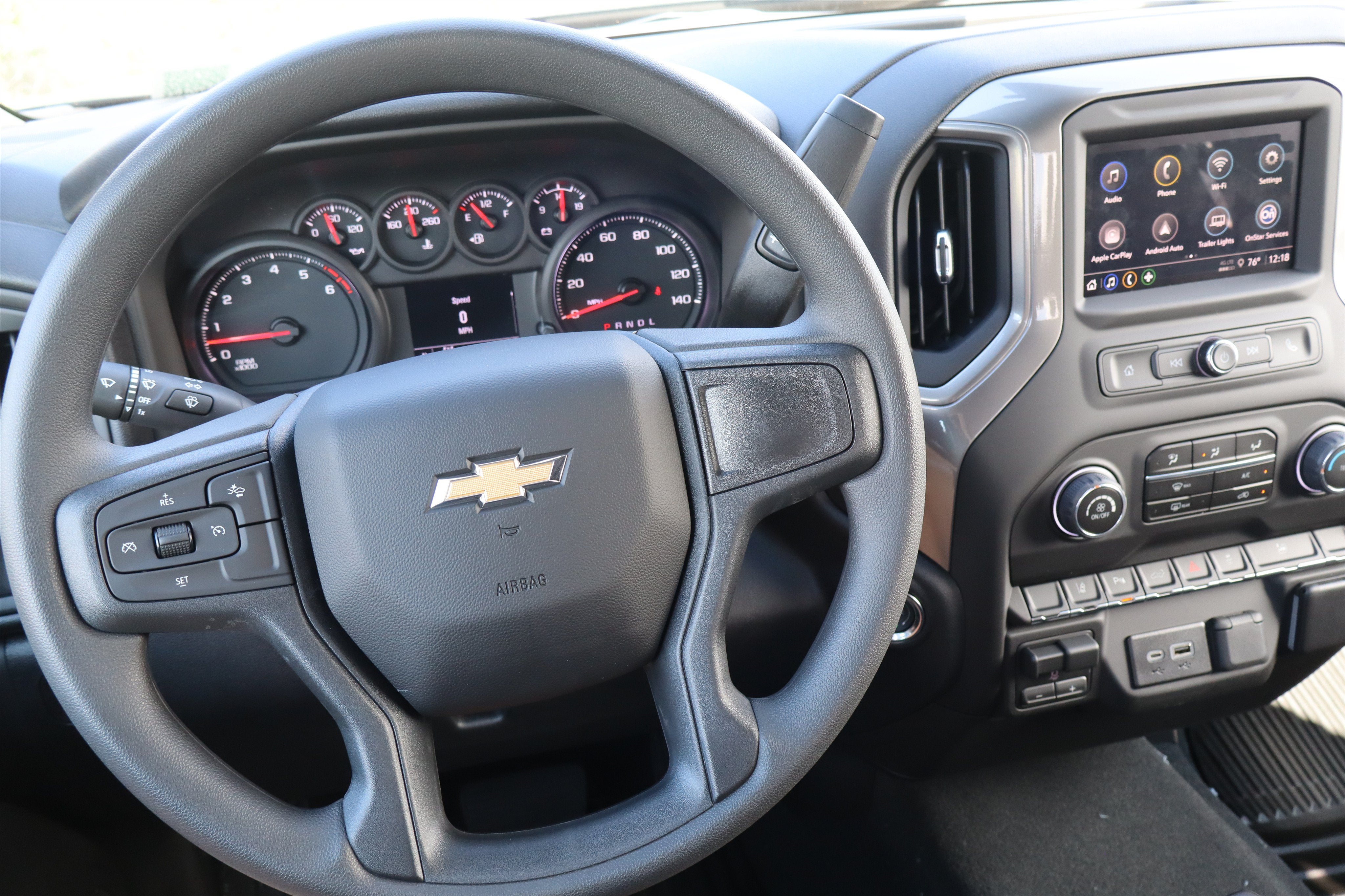 2026 Chevrolet Silverado 2500HD Custom Crew Cab 4WD