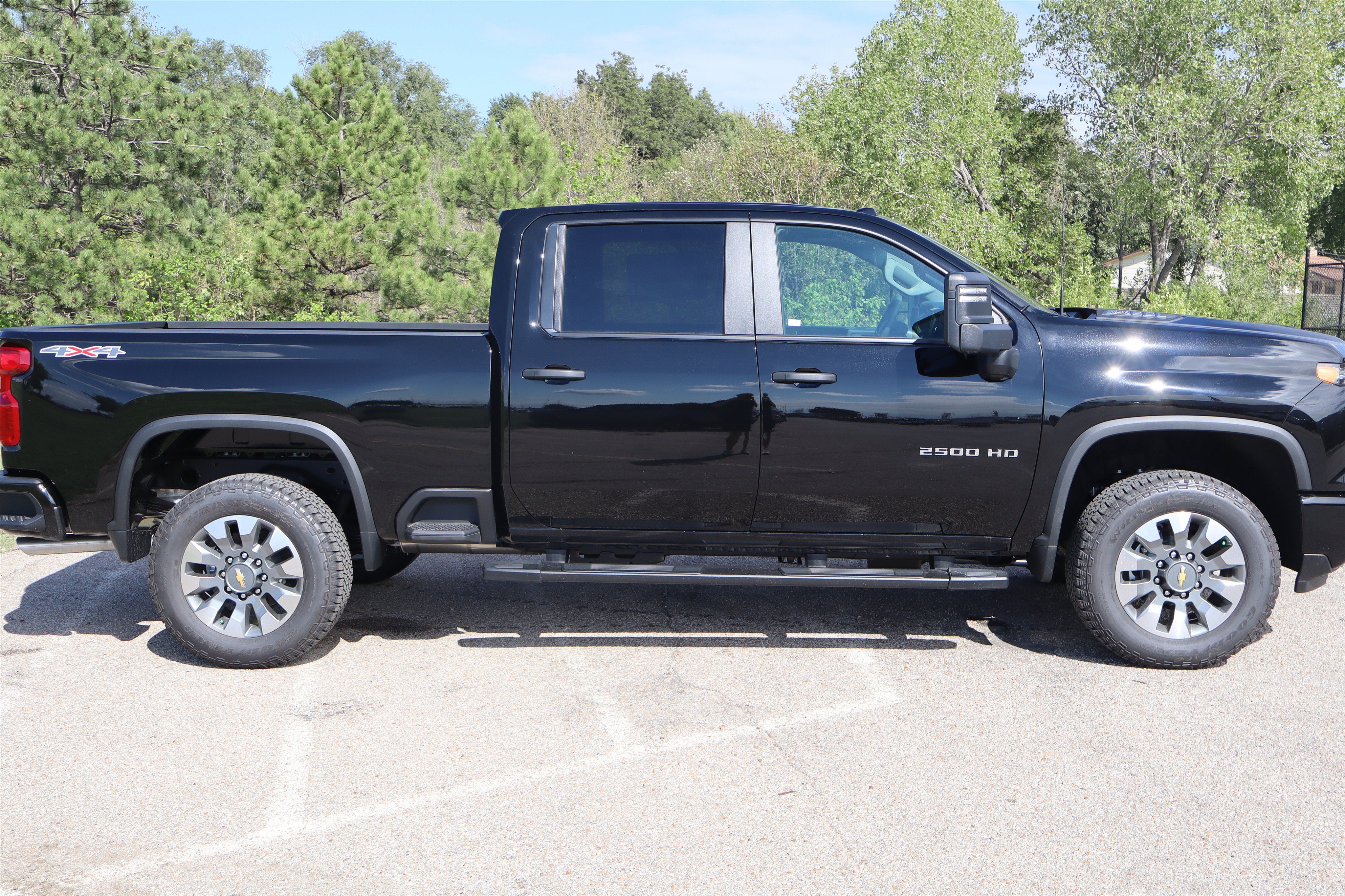 2026 Chevrolet Silverado 2500HD Custom Crew Cab 4WD