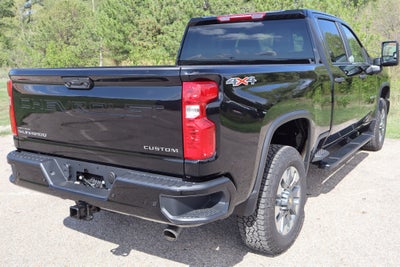 2026 Chevrolet Silverado 2500HD Custom Crew Cab 4WD