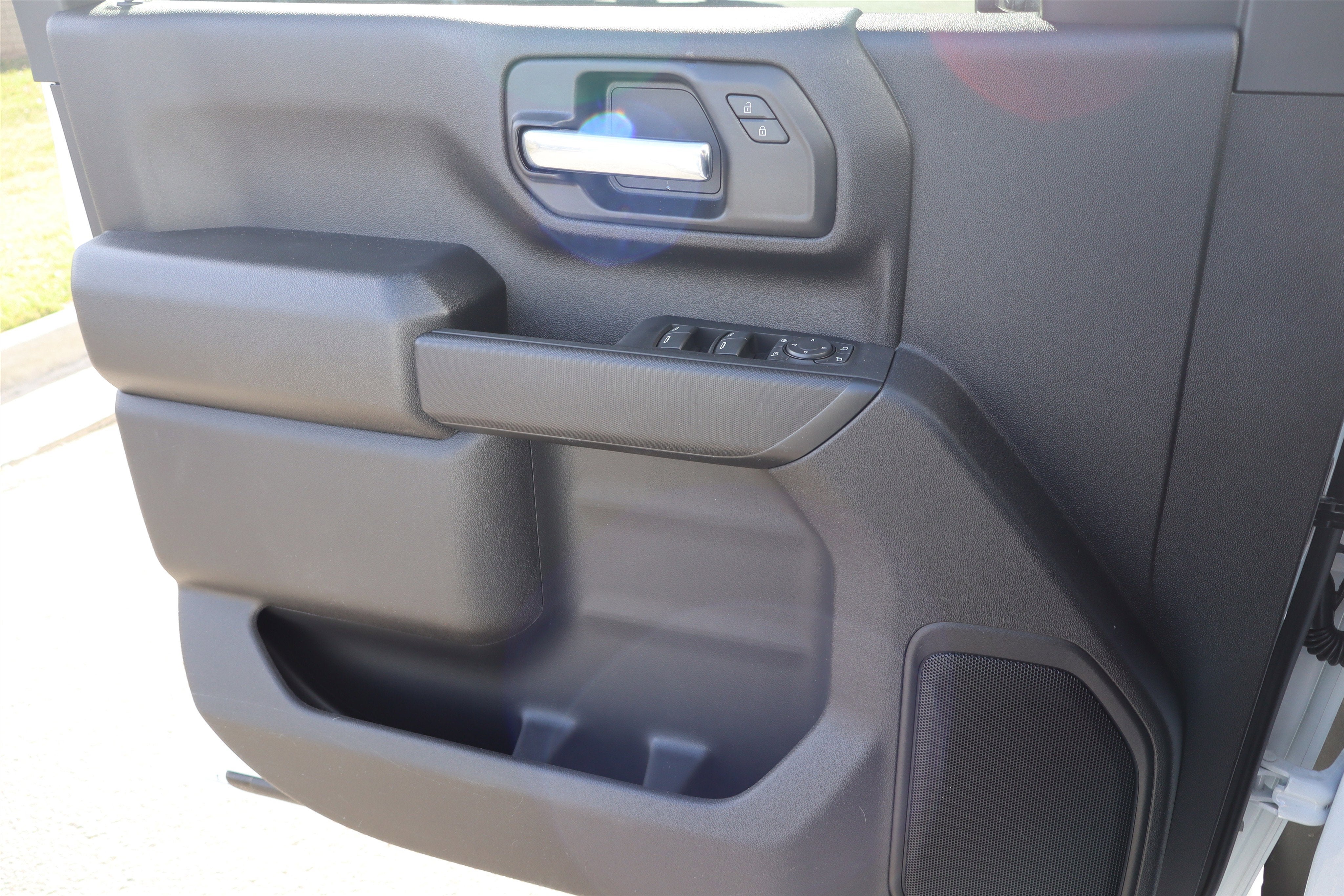 2026 Chevrolet Silverado 2500HD Custom Crew Cab 4WD