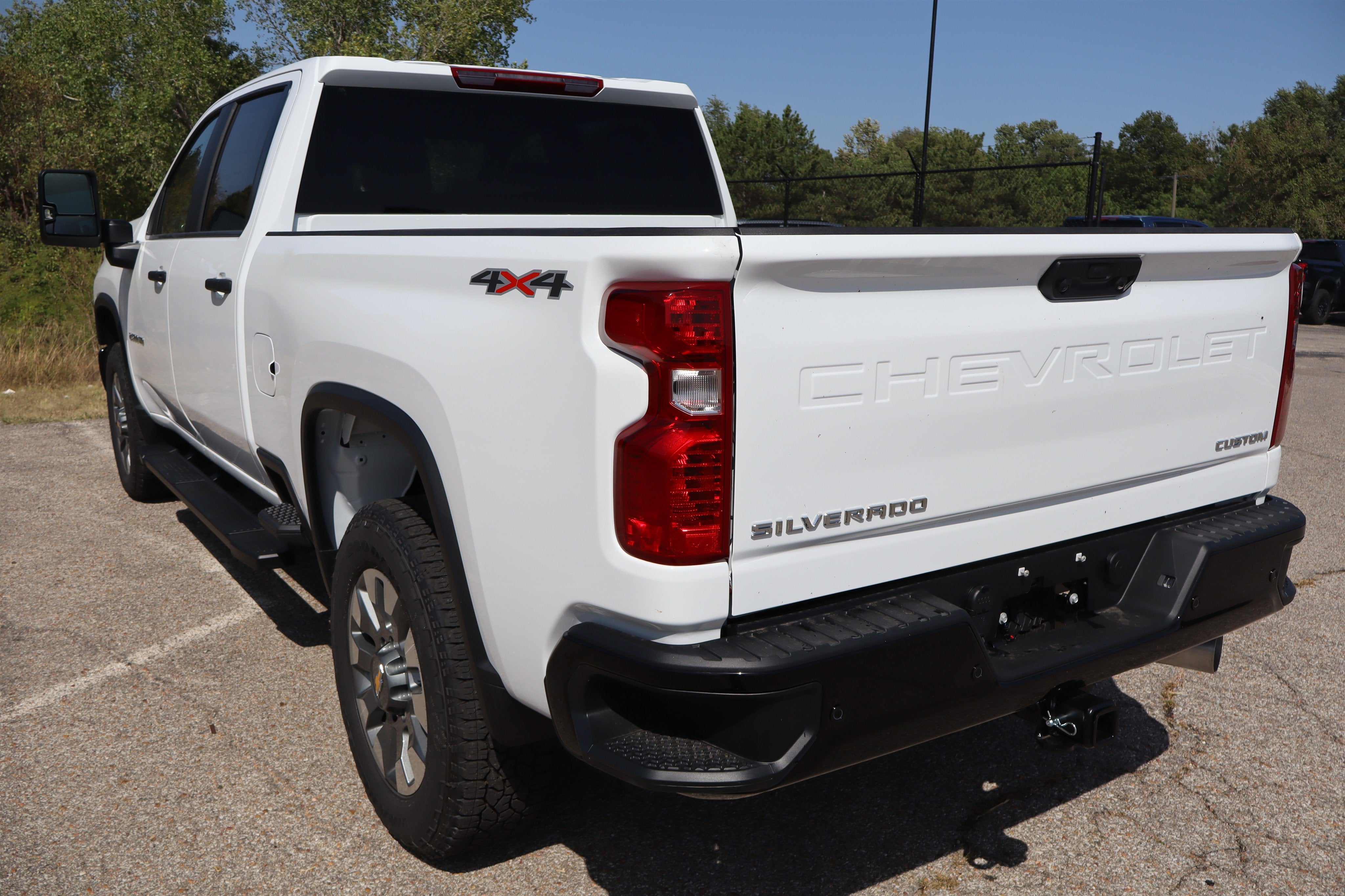 2026 Chevrolet Silverado 2500HD Custom Crew Cab 4WD