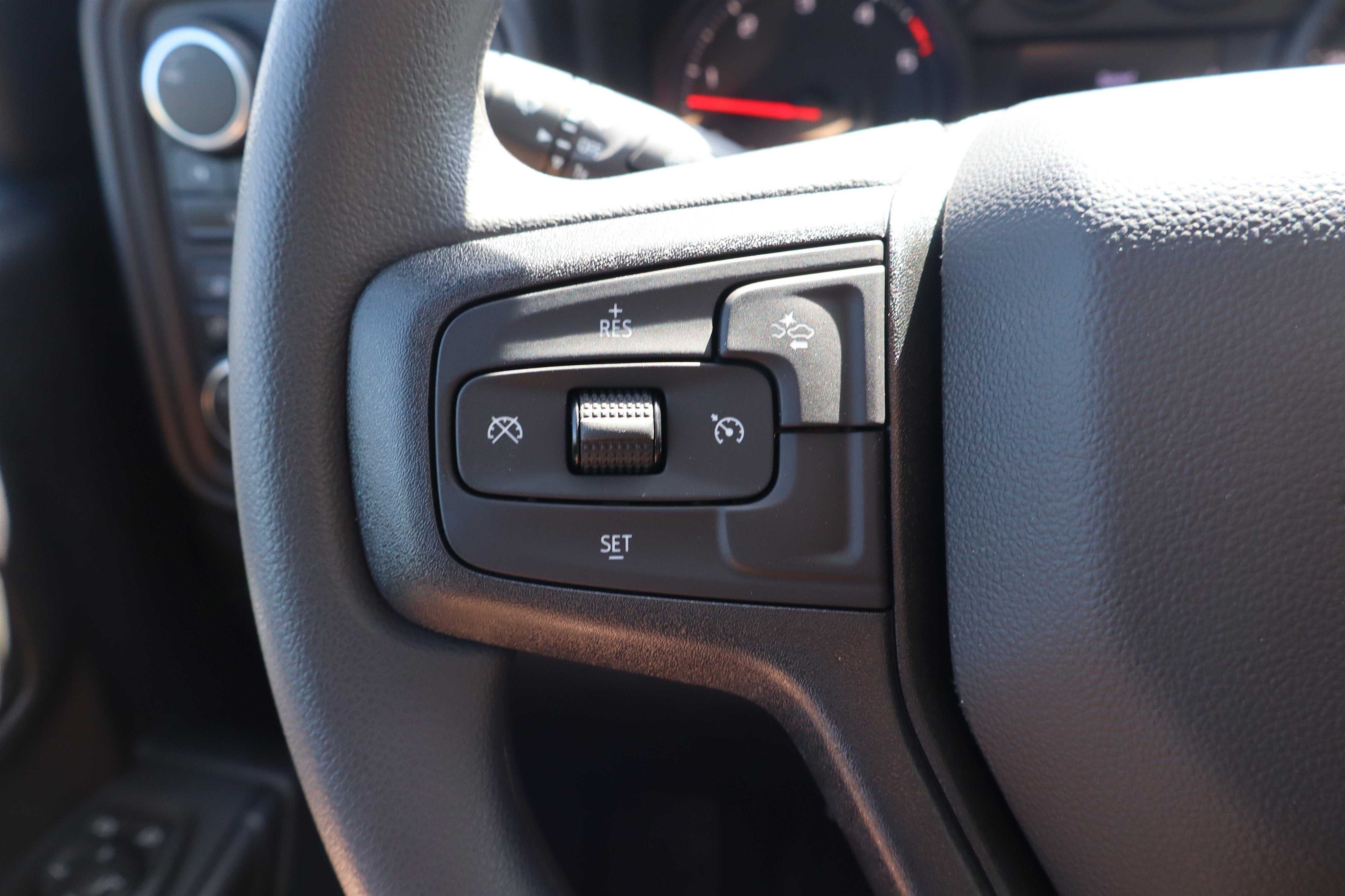 2026 Chevrolet Silverado 2500HD Custom Crew Cab 4WD
