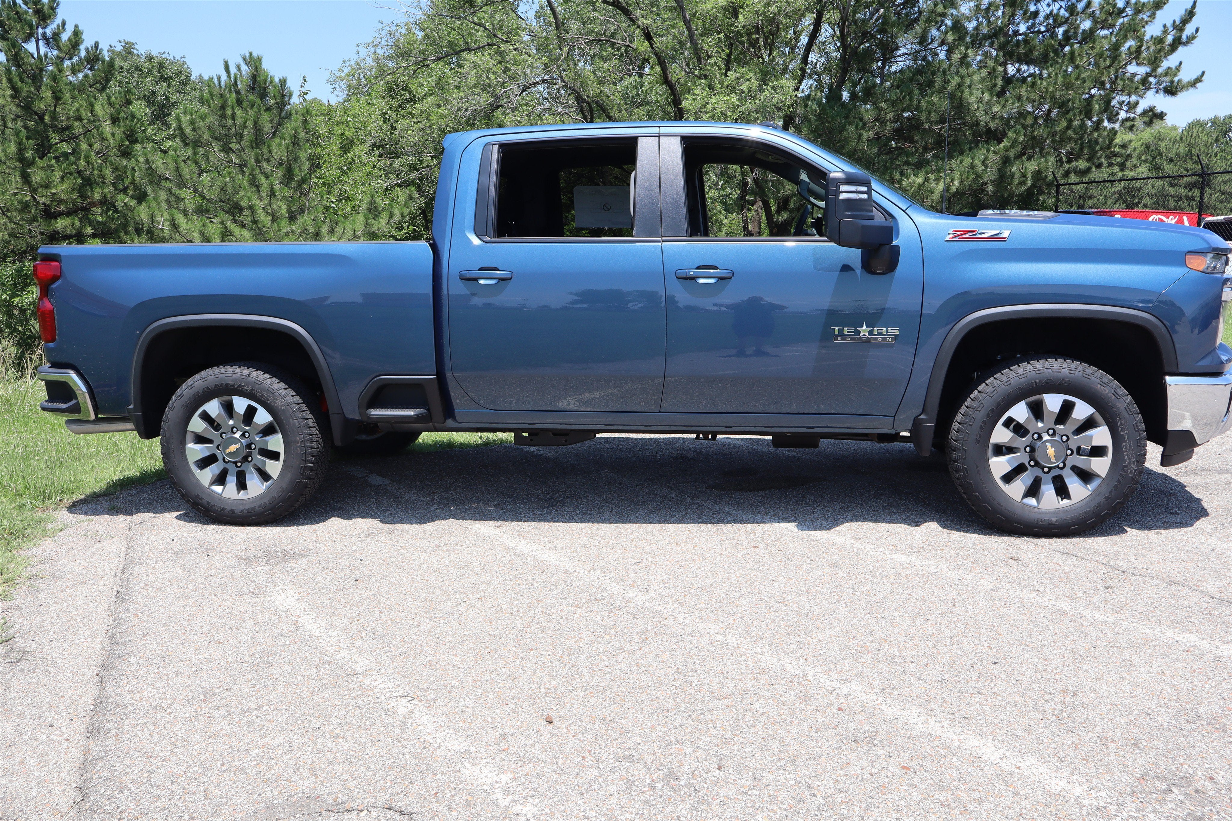 2026 Chevrolet Silverado 2500HD LT Crew Cab 4WD