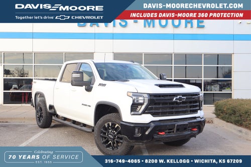 2025 Chevrolet Silverado 2500HD LT Crew Cab 4WD