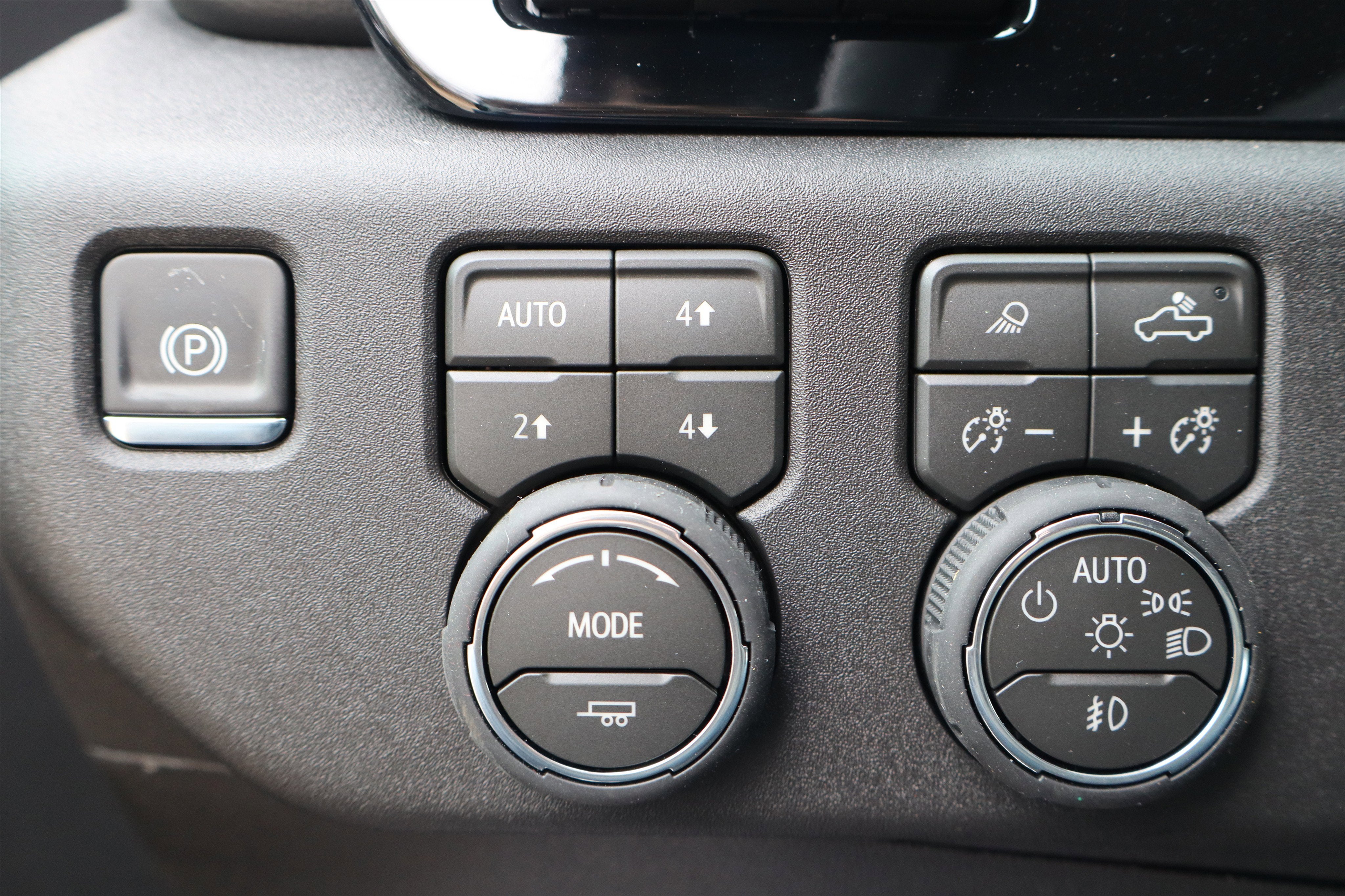 2026 Chevrolet Silverado 2500HD LTZ Crew Cab 4WD