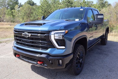 2026 Chevrolet Silverado 2500HD LTZ Crew Cab 4WD