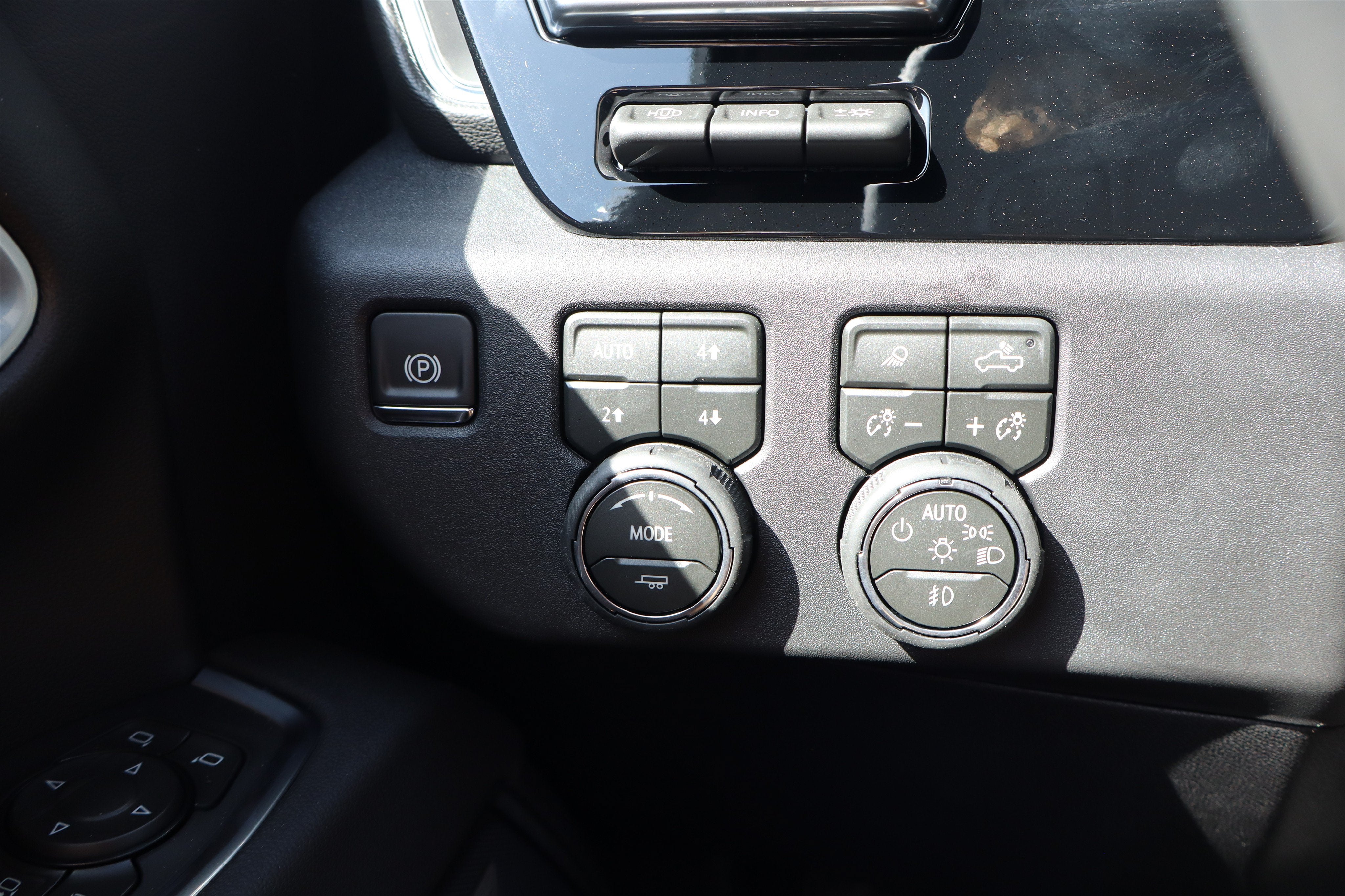 2026 Chevrolet Silverado 2500HD LTZ Crew Cab 4WD