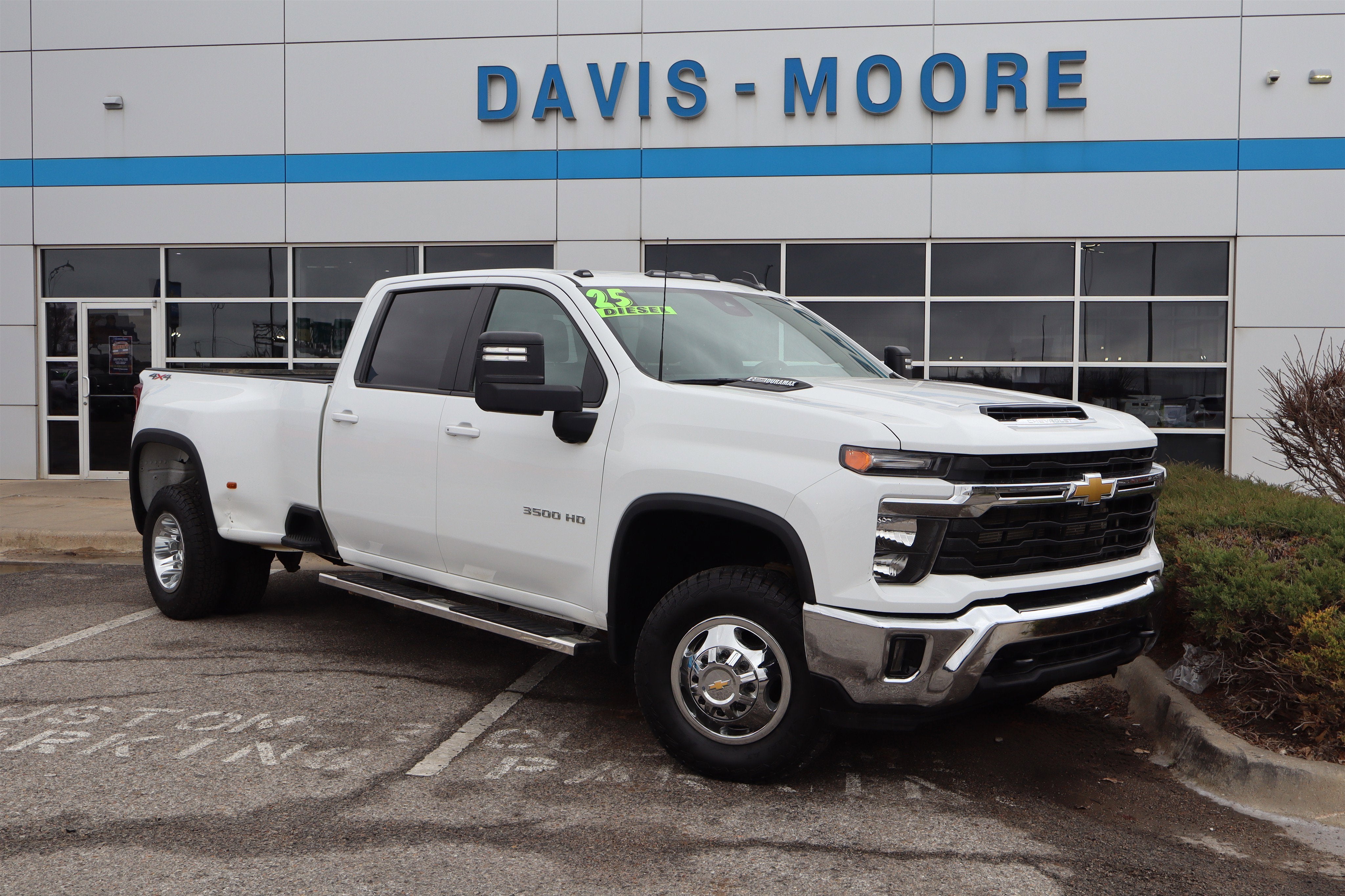 2026 Chevrolet Silverado 2500HD ZR2 Crew Cab 4WD
