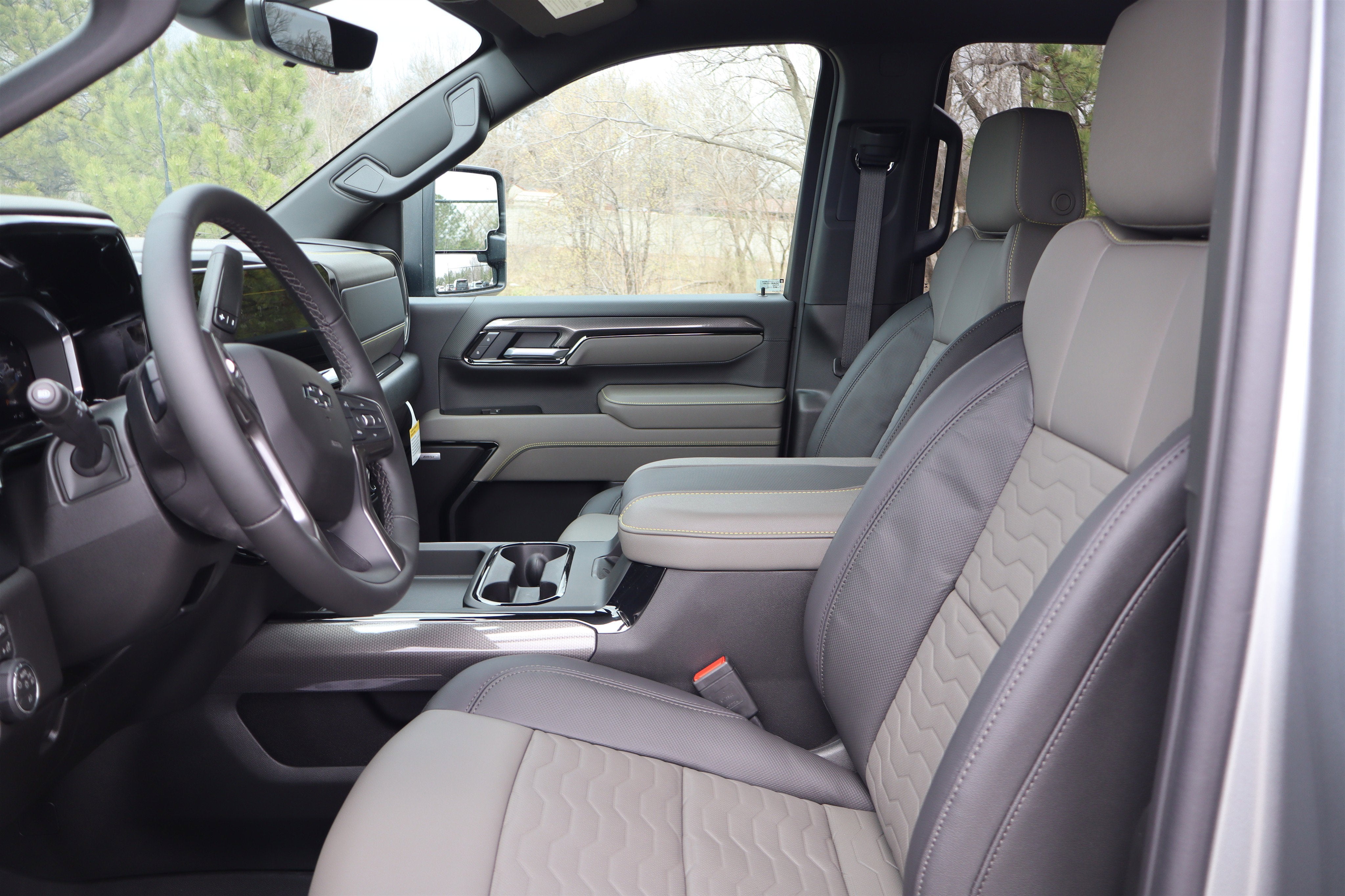 2026 Chevrolet Silverado 2500HD ZR2 Crew Cab 4WD