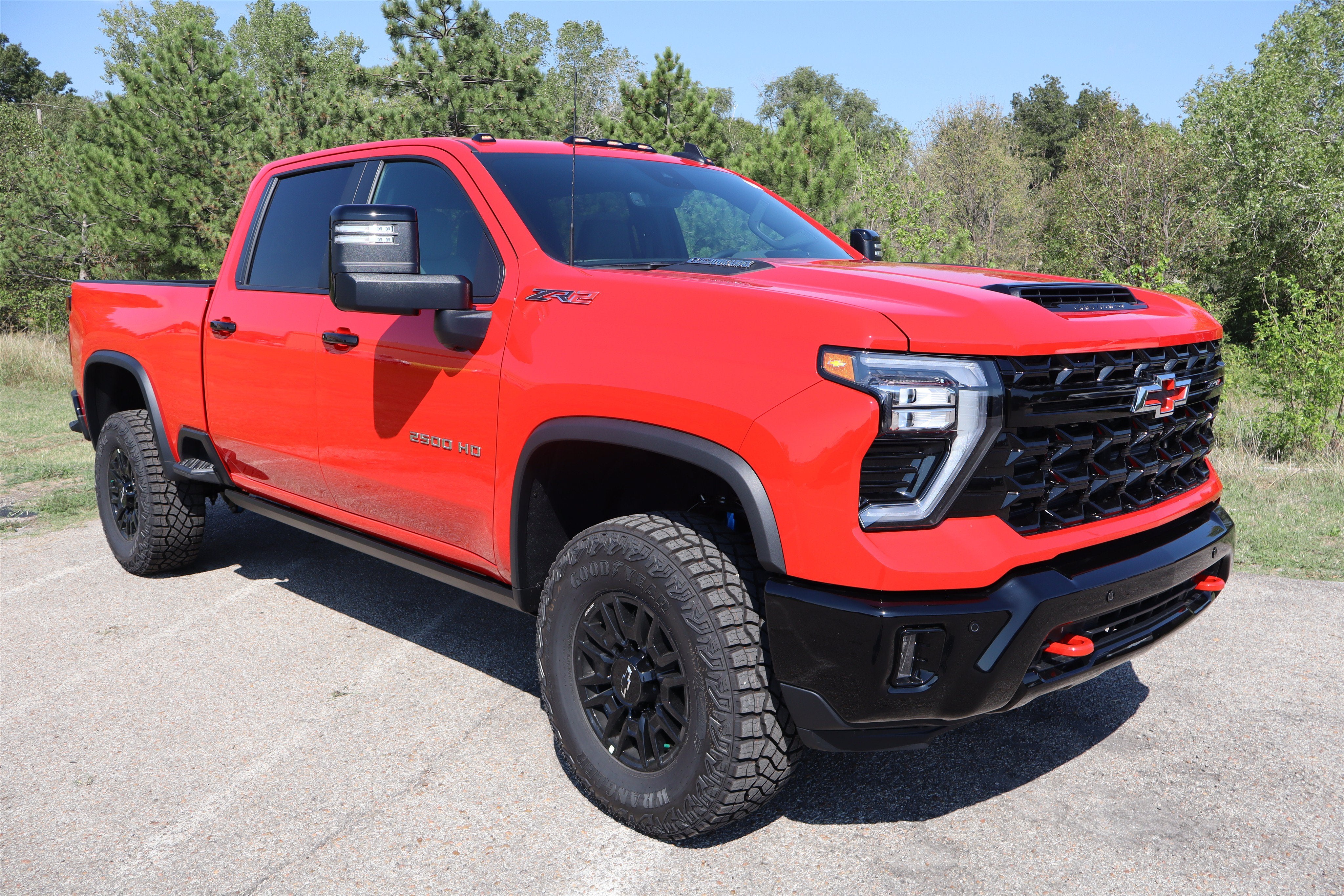2026 Chevrolet Silverado 2500HD ZR2 Crew Cab 4WD