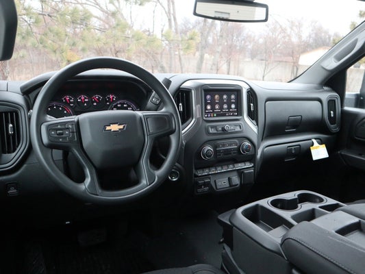 2024 Chevrolet Silverado 2500HD Custom Crew Cab 4WD in Wichita, KS - Davis-Moore Auto Group
