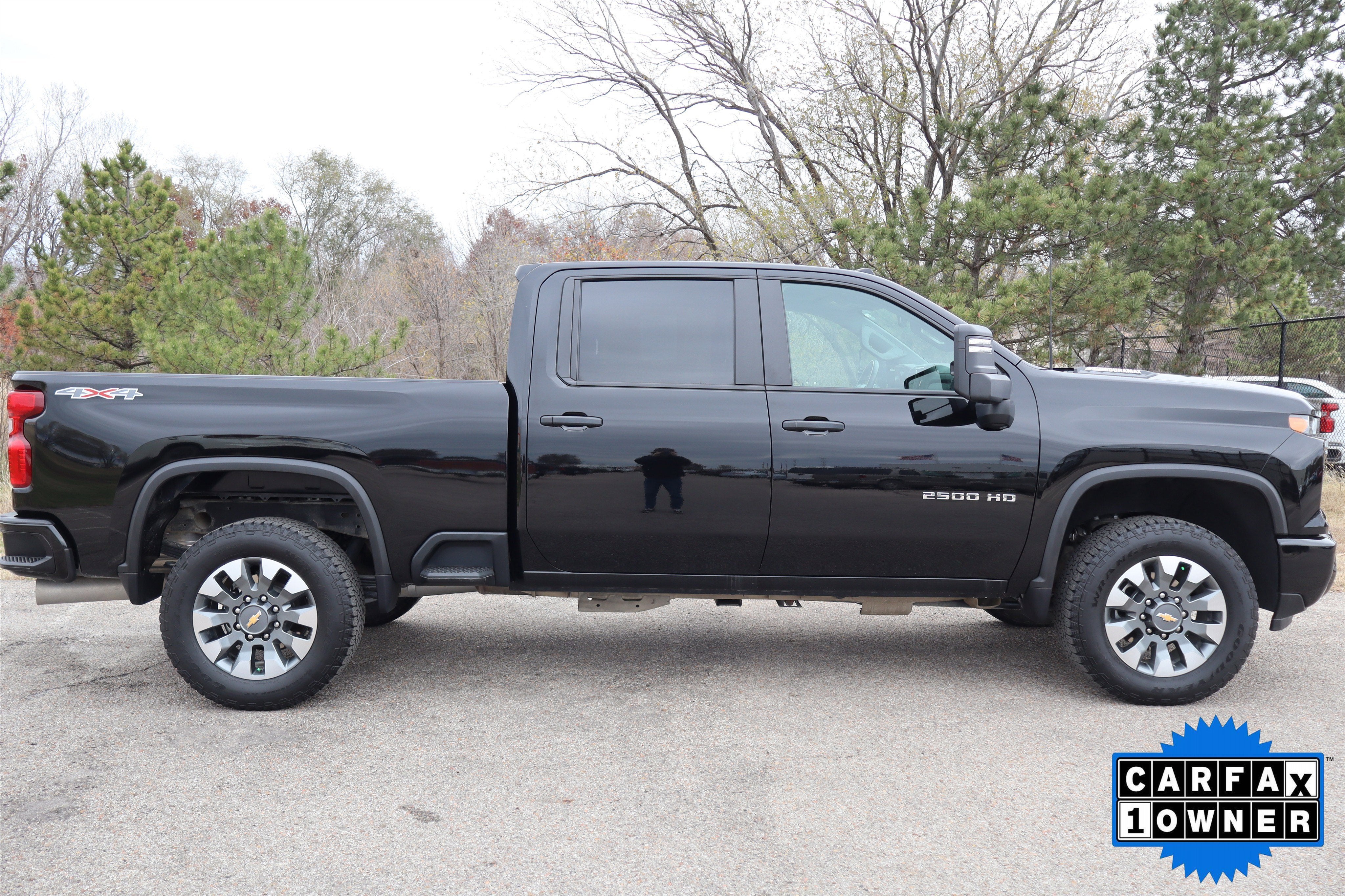 2024 Chevrolet Silverado 2500HD Custom Crew Cab 4WD