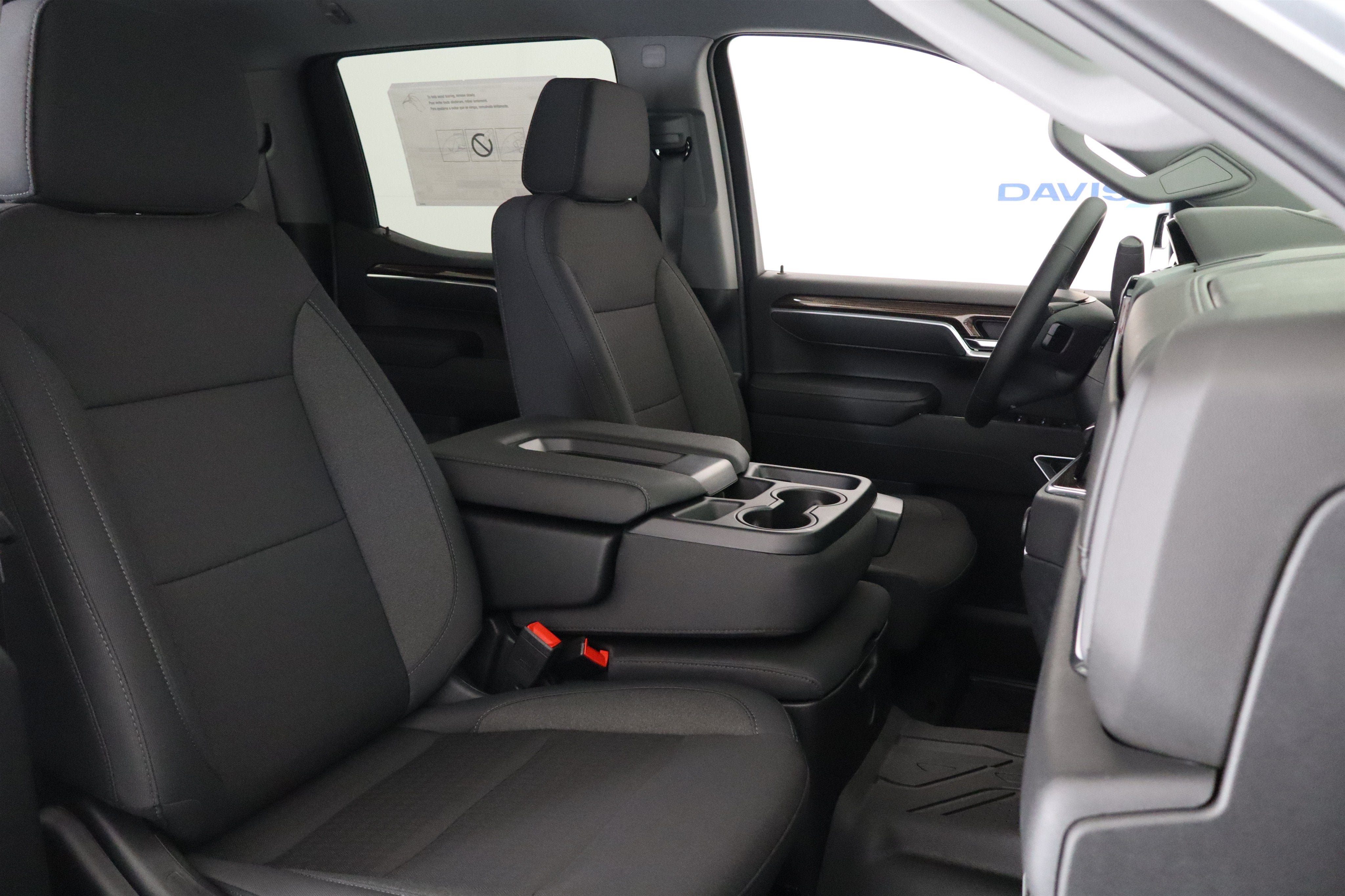 2026 Chevrolet Silverado 1500 LT Crew Cab