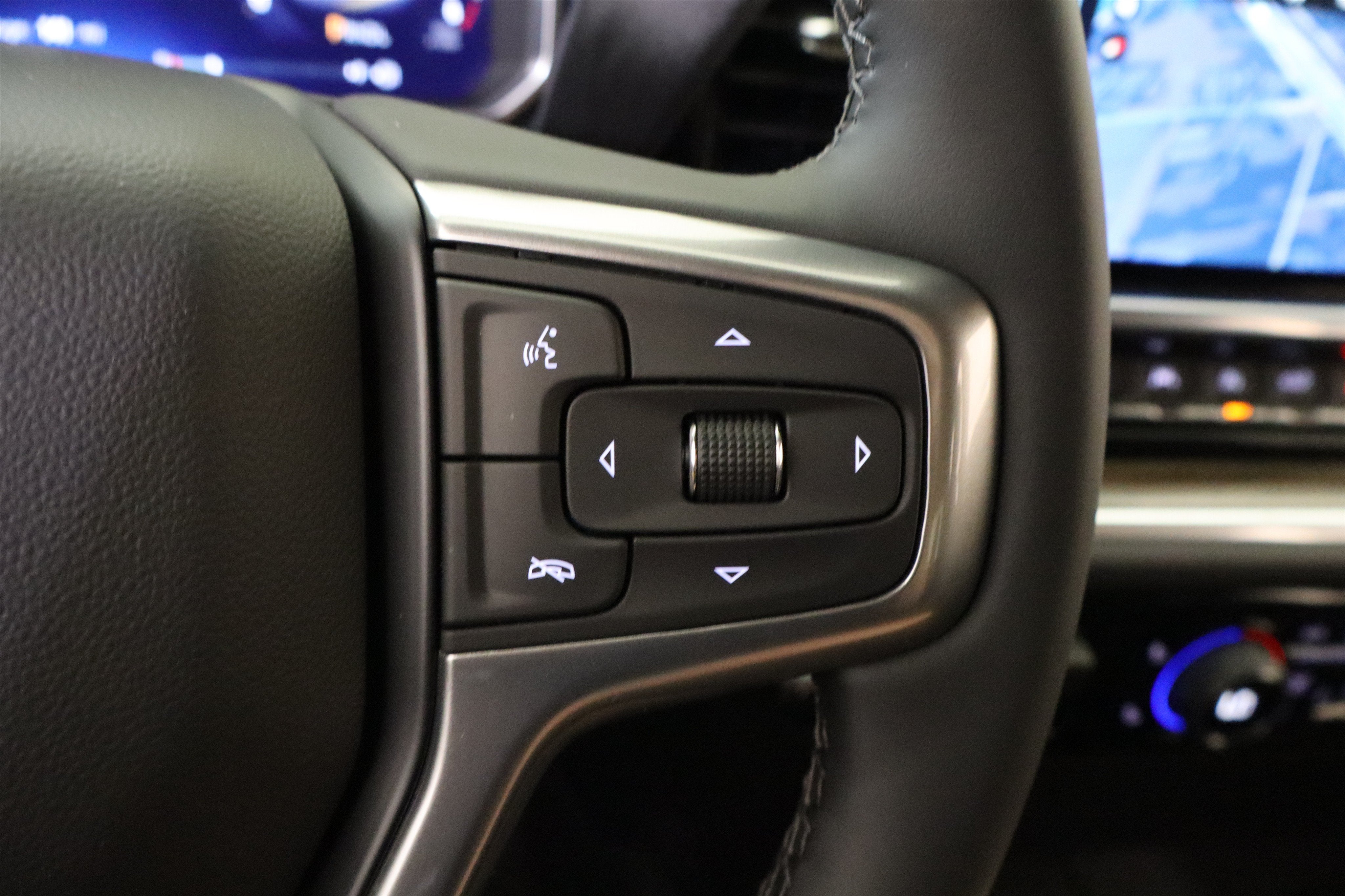 2026 Chevrolet Silverado 1500 LT Crew Cab