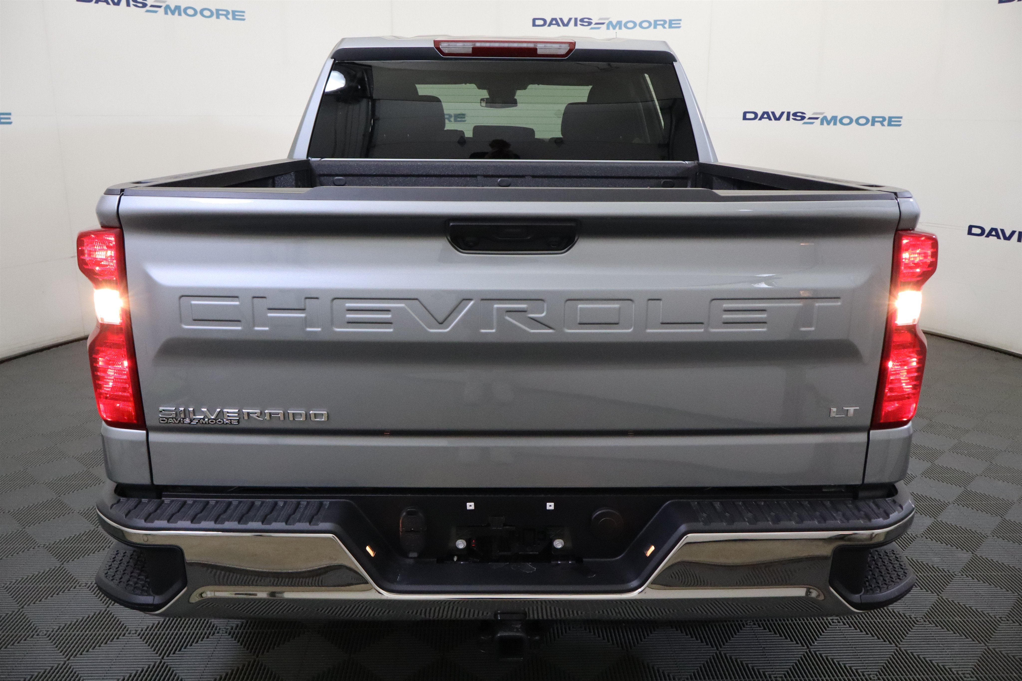 2026 Chevrolet Silverado 1500 LT Crew Cab