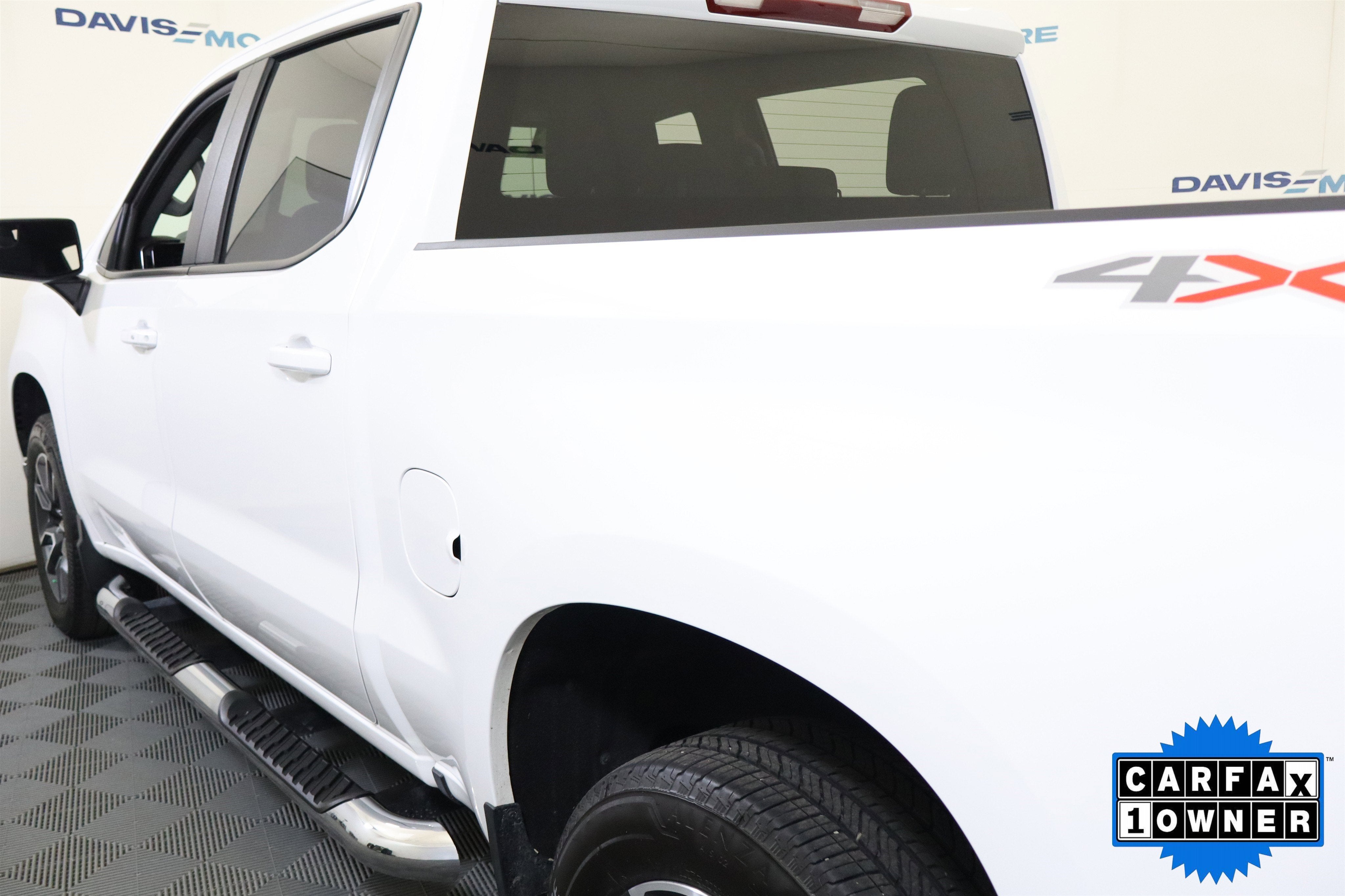 2024 Chevrolet Silverado 1500 LT Crew Cab 4WD