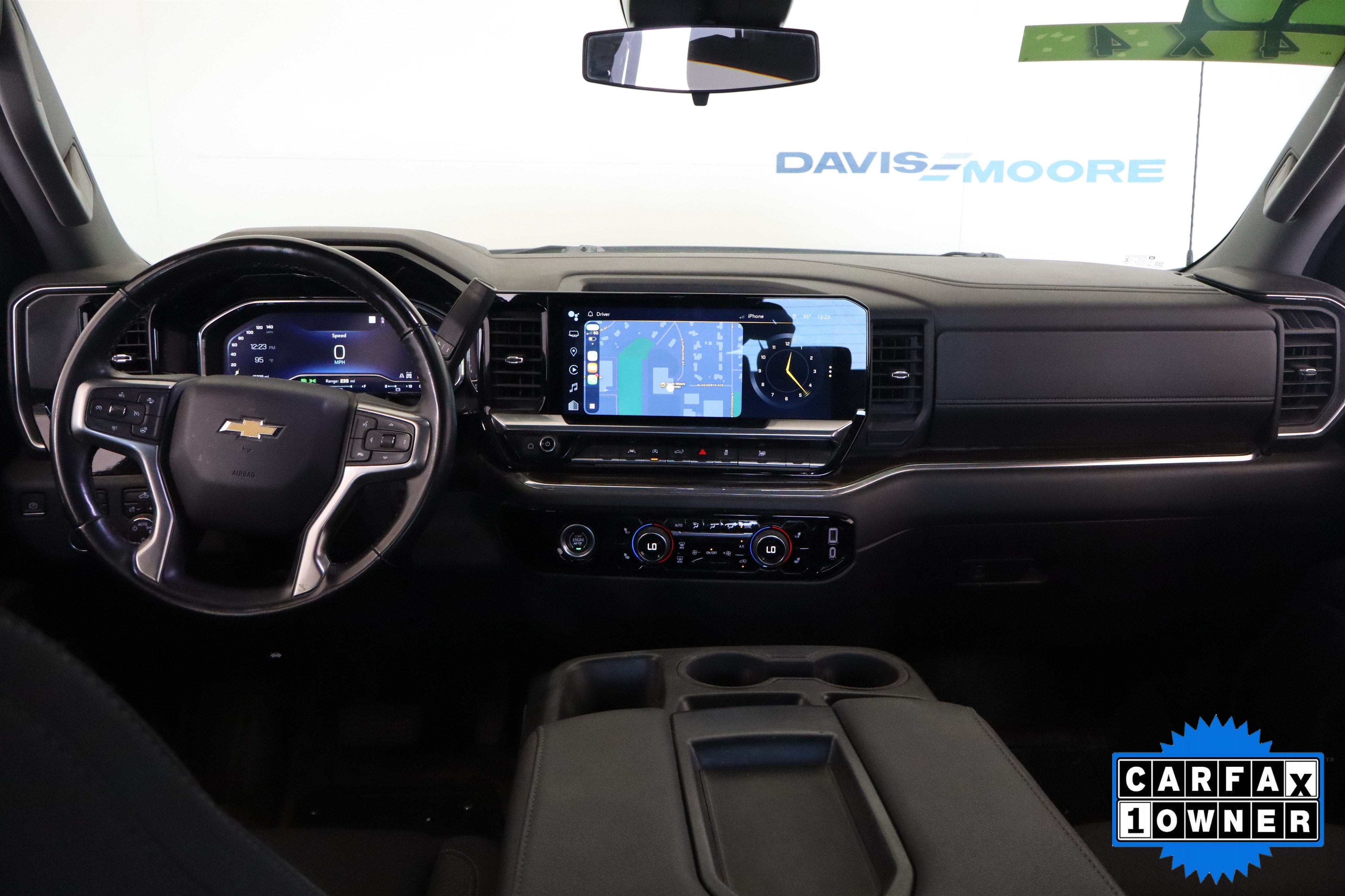 2023 Chevrolet Silverado 1500 LT Crew Cab 4WD