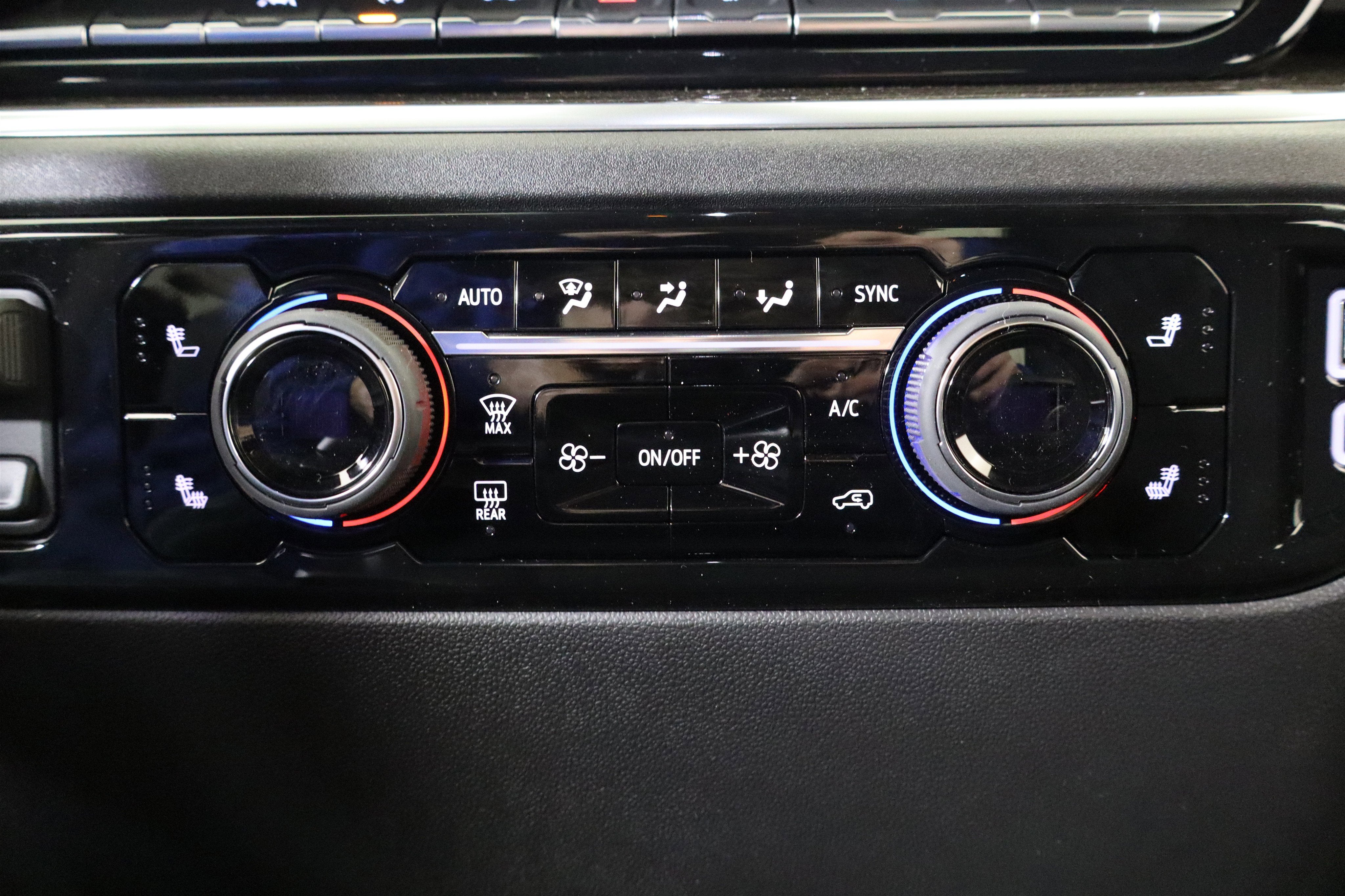 2026 Chevrolet Silverado 1500 LT Crew Cab 4WD