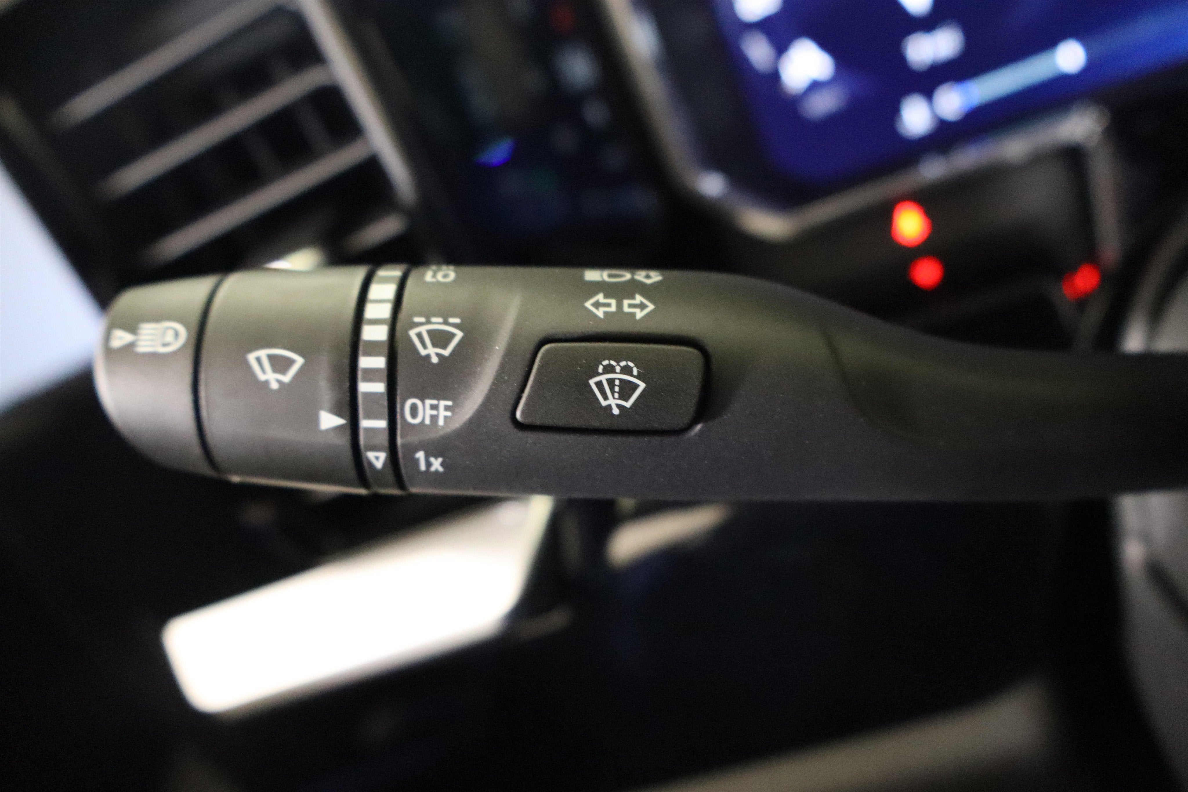 2026 Chevrolet Silverado 1500 LT Crew Cab 4WD