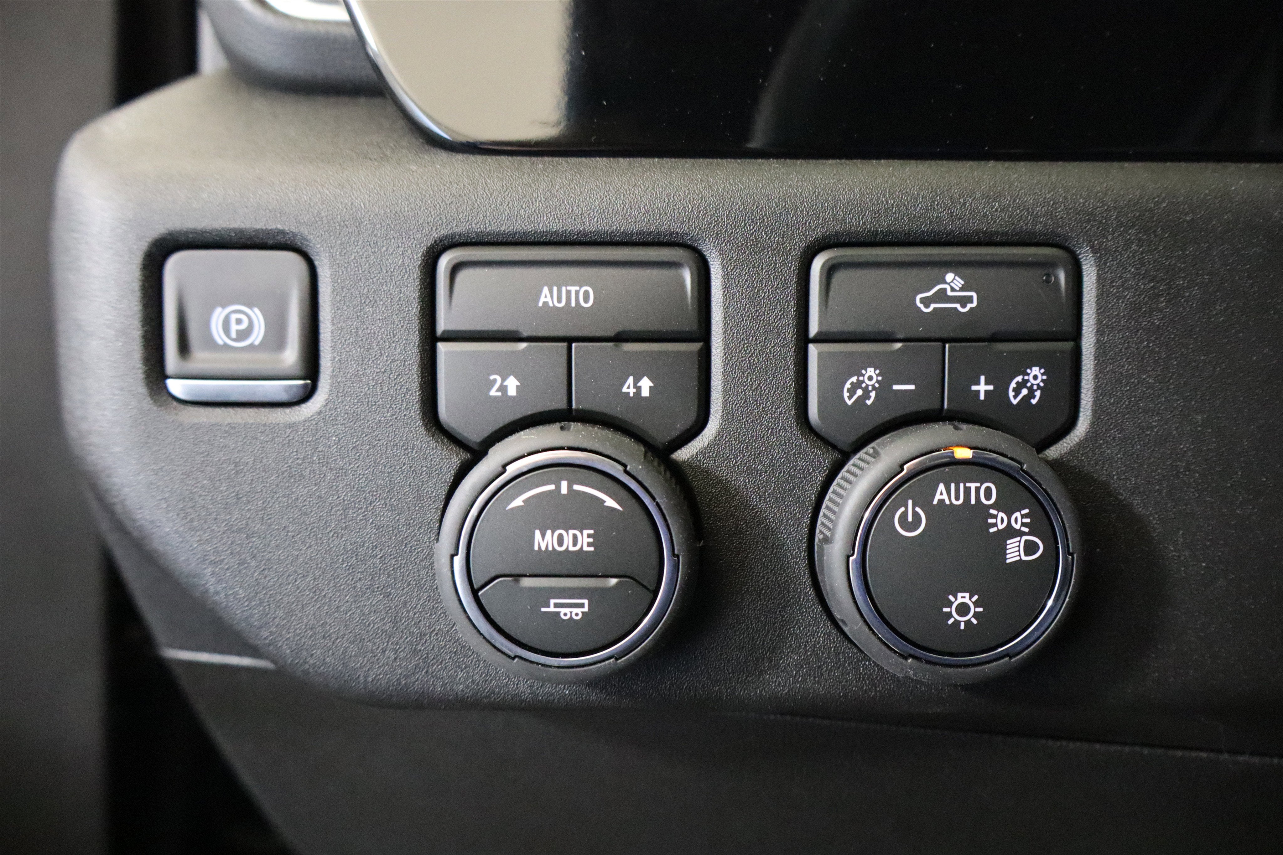 2026 Chevrolet Silverado 1500 LT Crew Cab 4WD