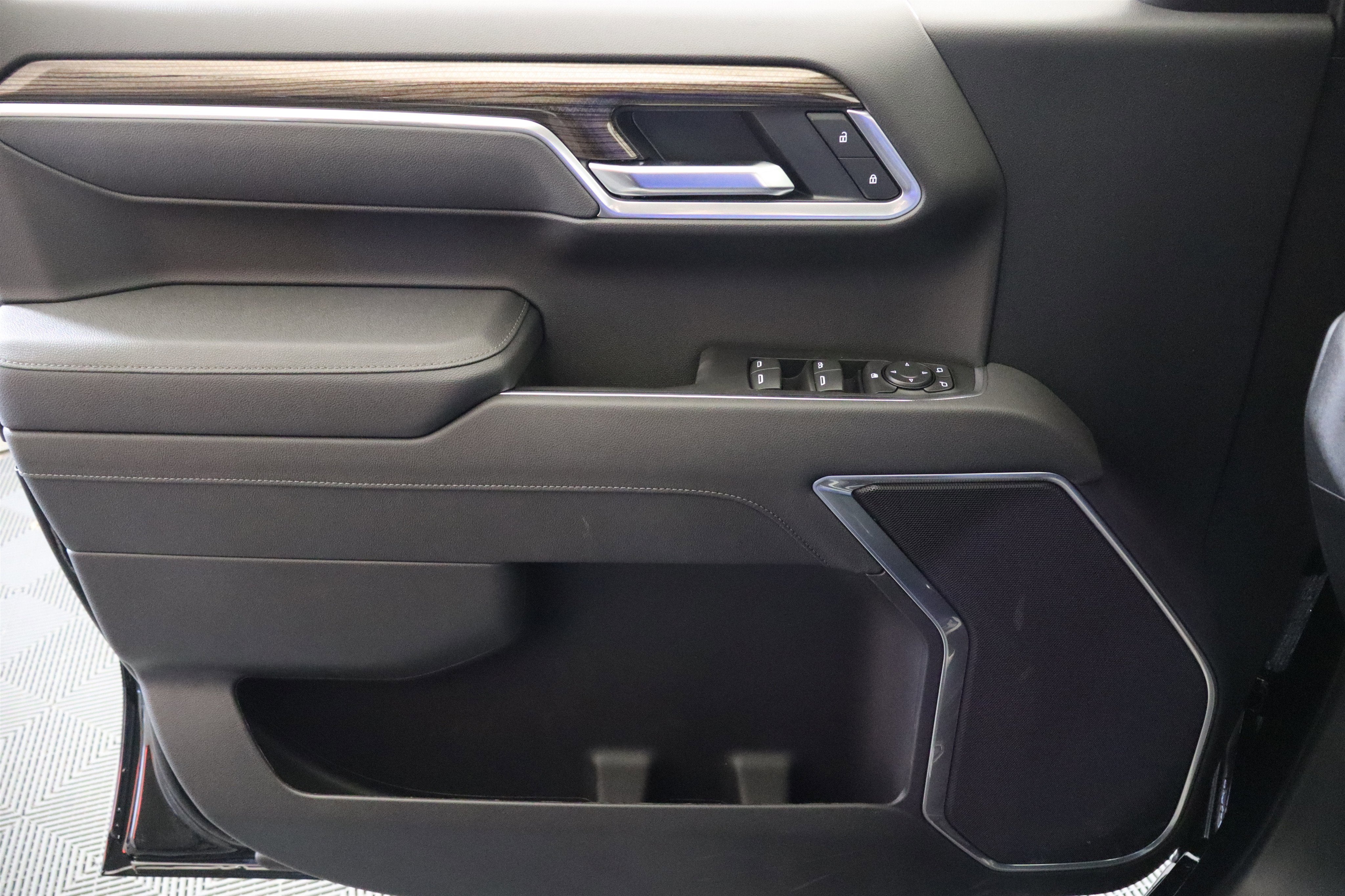 2026 Chevrolet Silverado 1500 LT Crew Cab 4WD