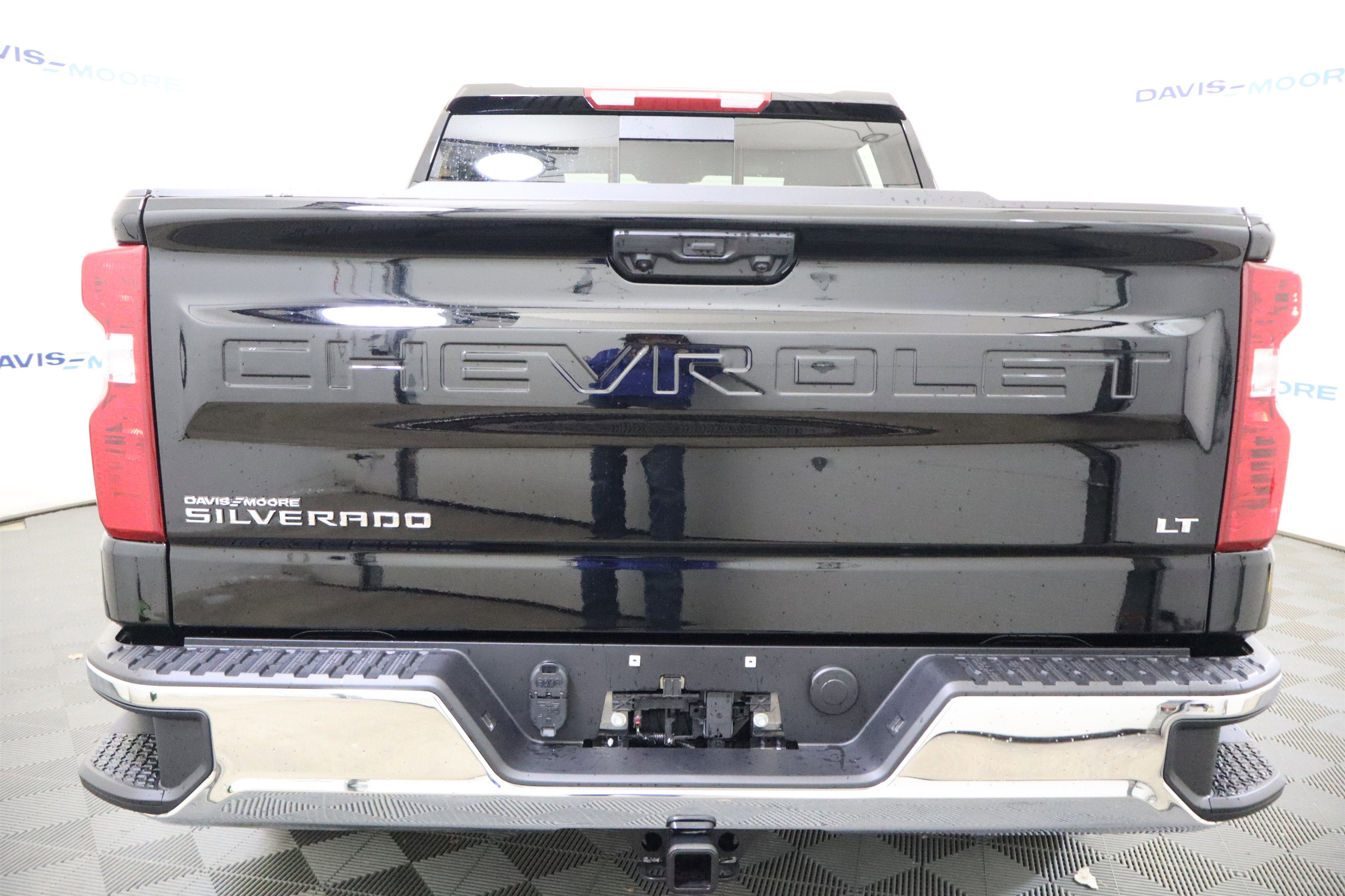 2026 Chevrolet Silverado 1500 LT Crew Cab 4WD