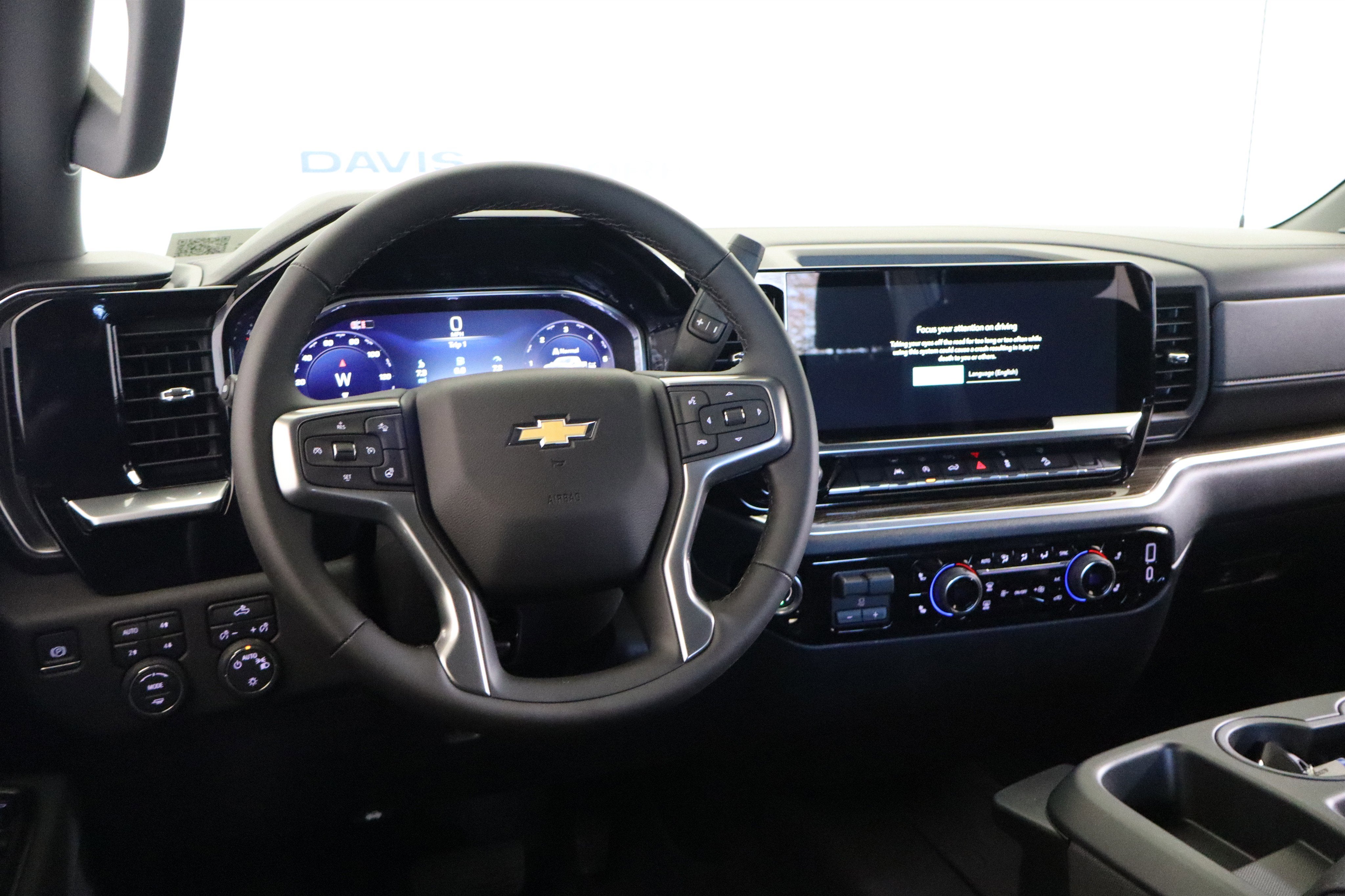 2026 Chevrolet Silverado 1500 LT Crew Cab 4WD