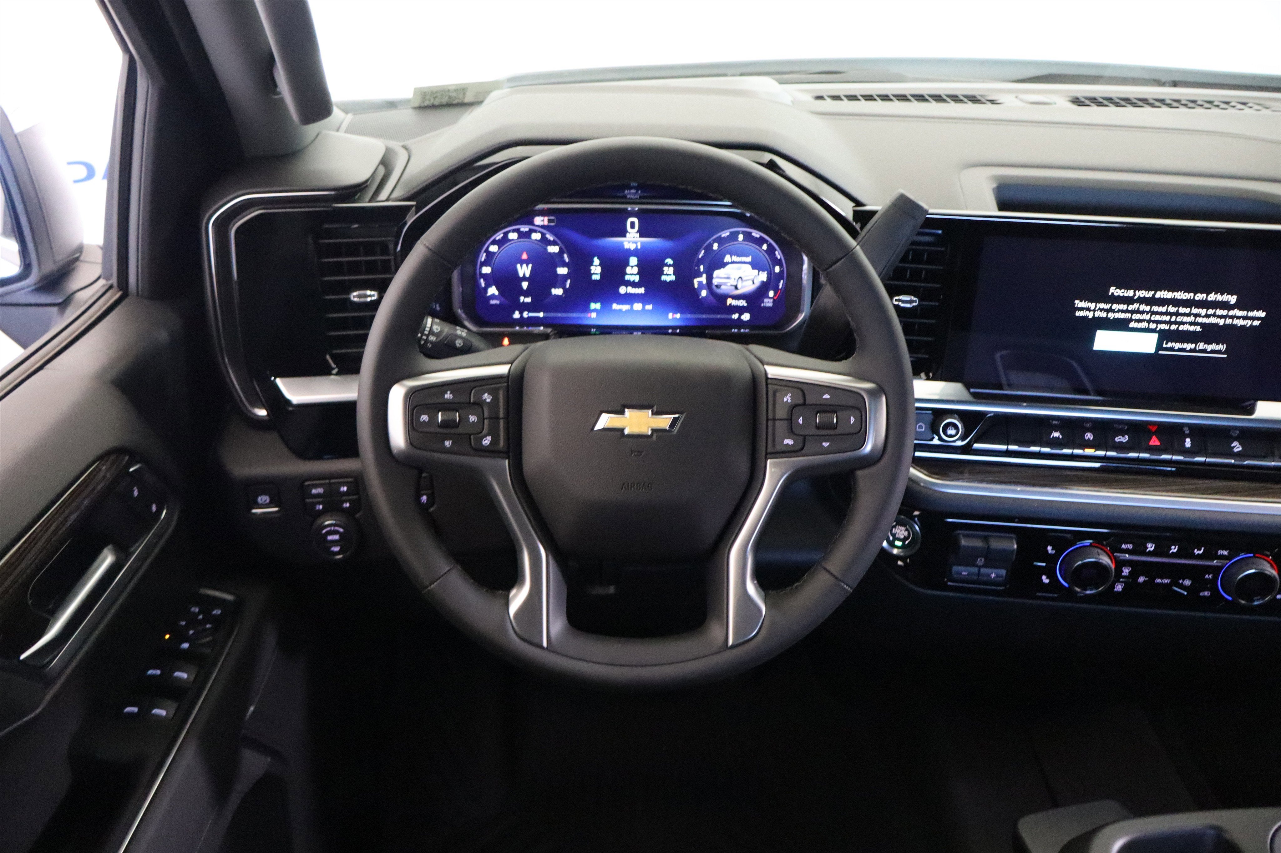 2026 Chevrolet Silverado 1500 LT Crew Cab 4WD