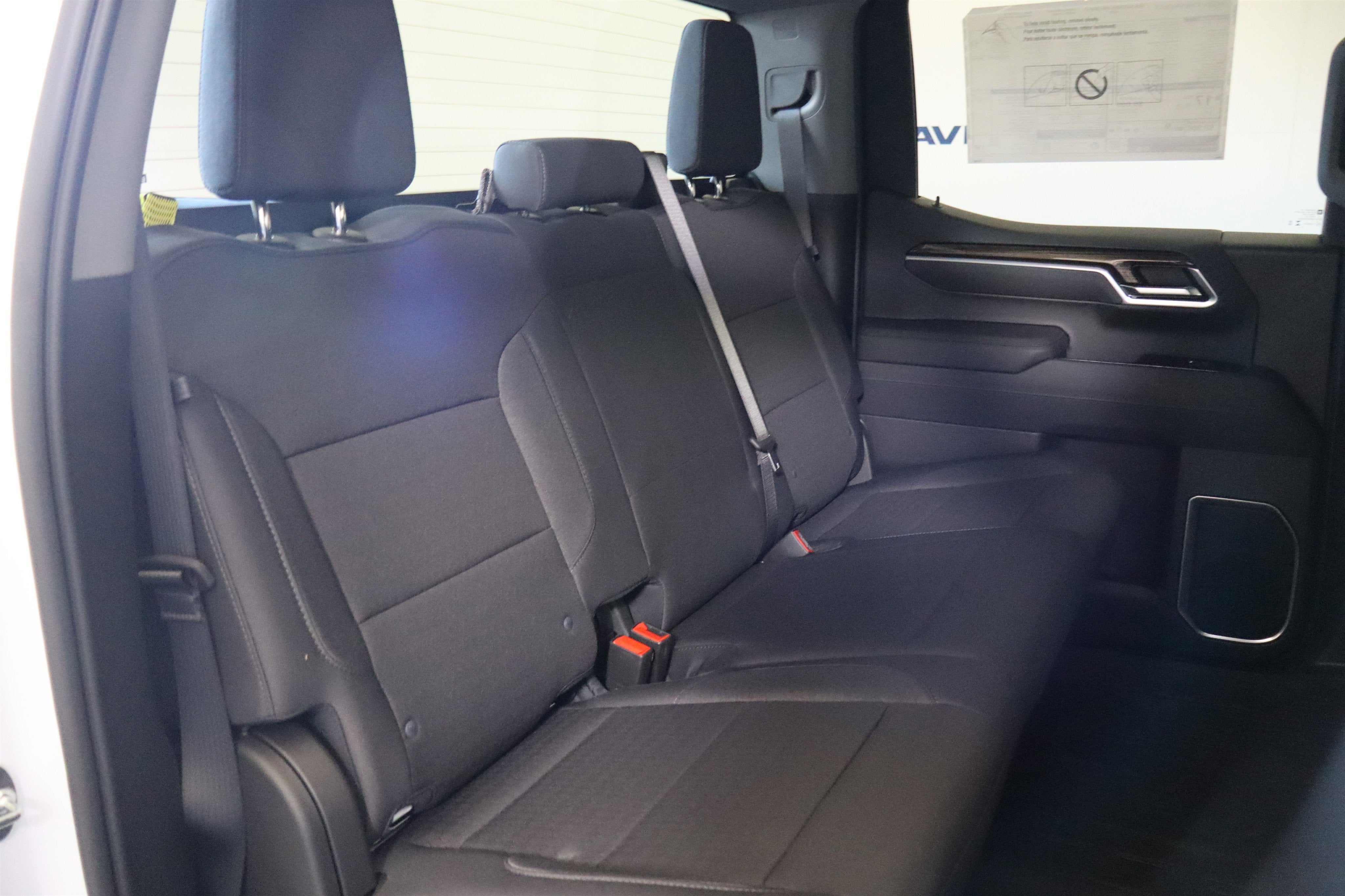 2026 Chevrolet Silverado 1500 LT Crew Cab 4WD