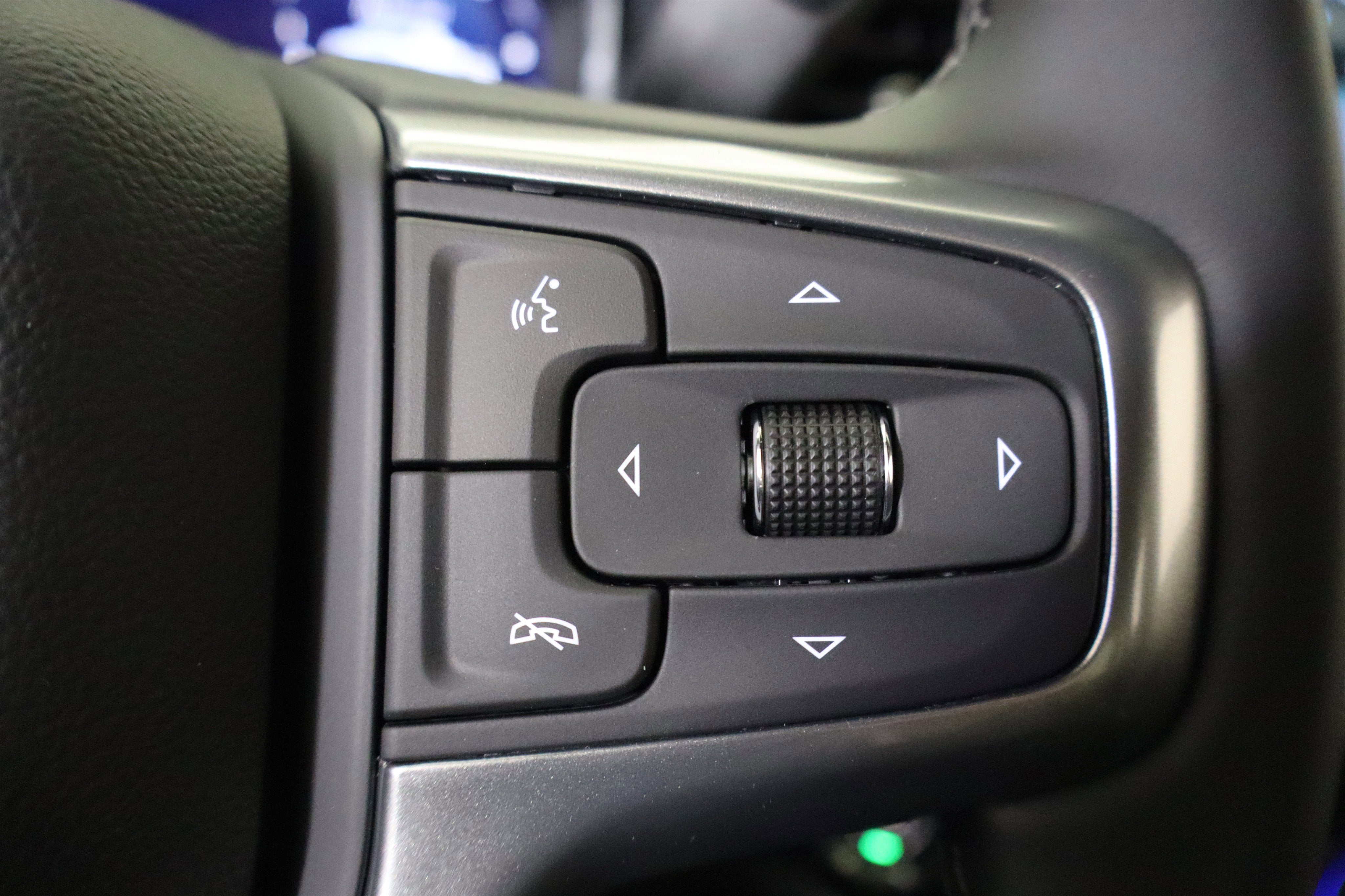 2026 Chevrolet Silverado 1500 LT Crew Cab 4WD