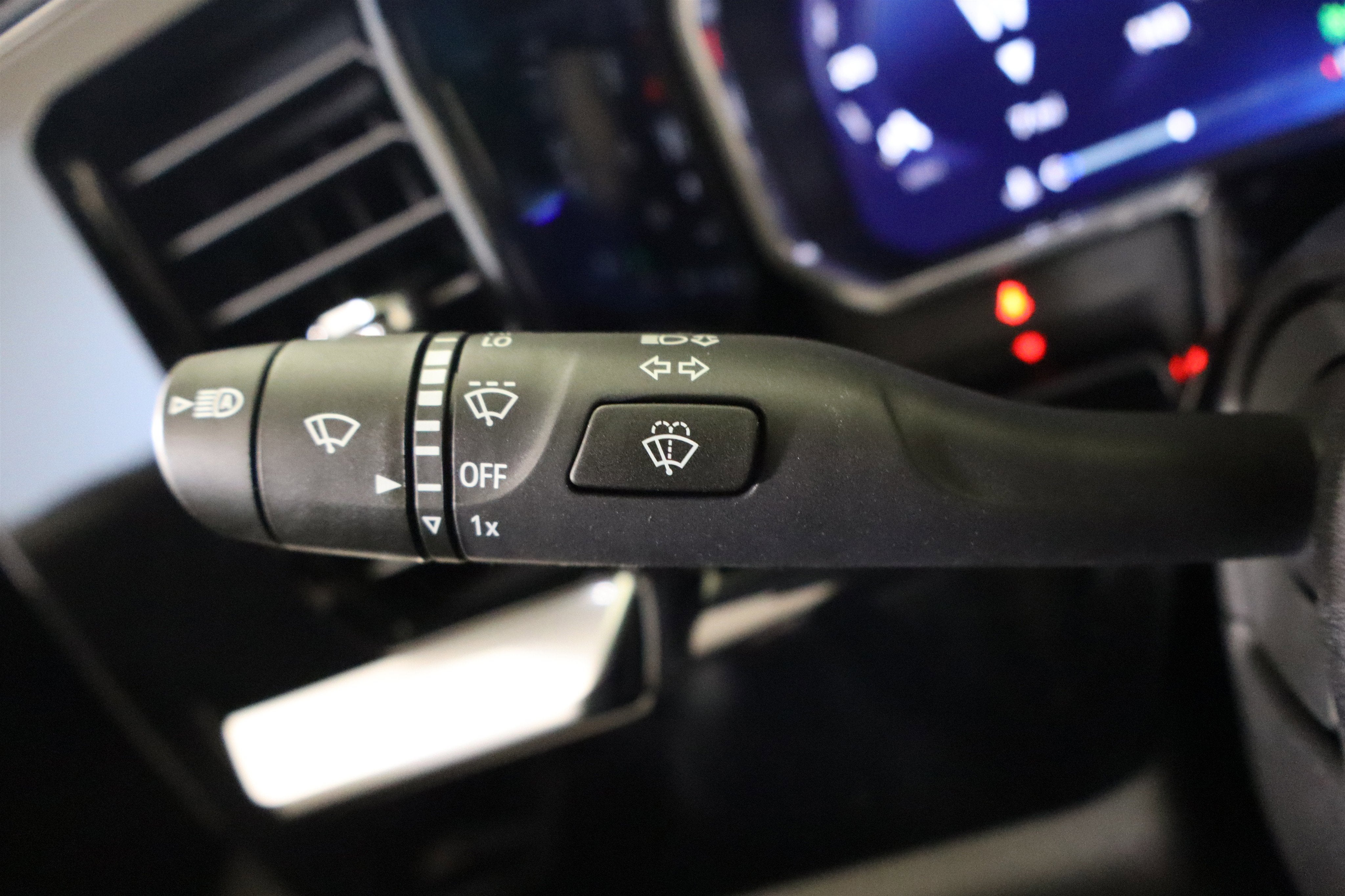 2026 Chevrolet Silverado 1500 LT Crew Cab 4WD