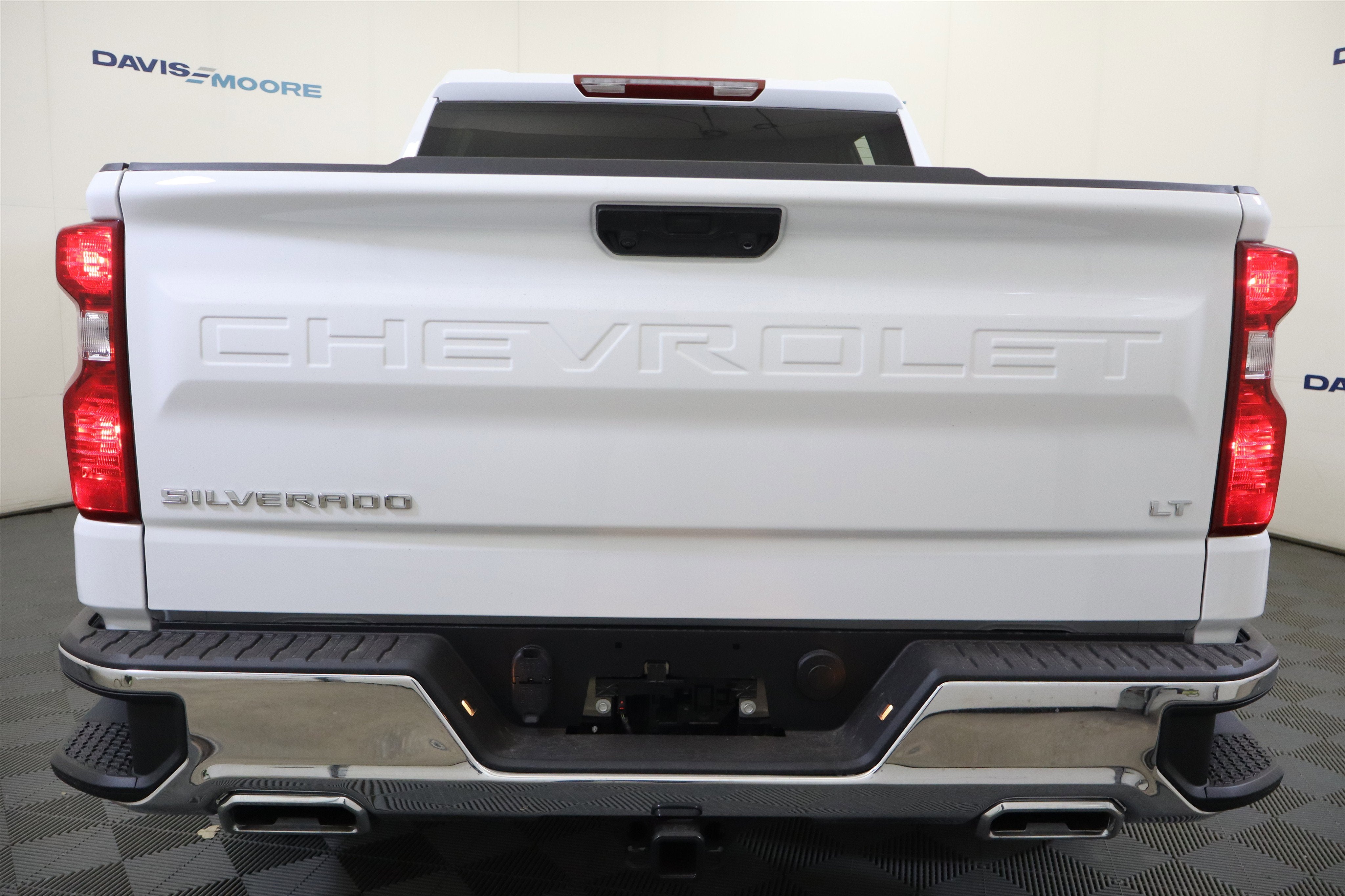 2026 Chevrolet Silverado 1500 LT Crew Cab 4WD