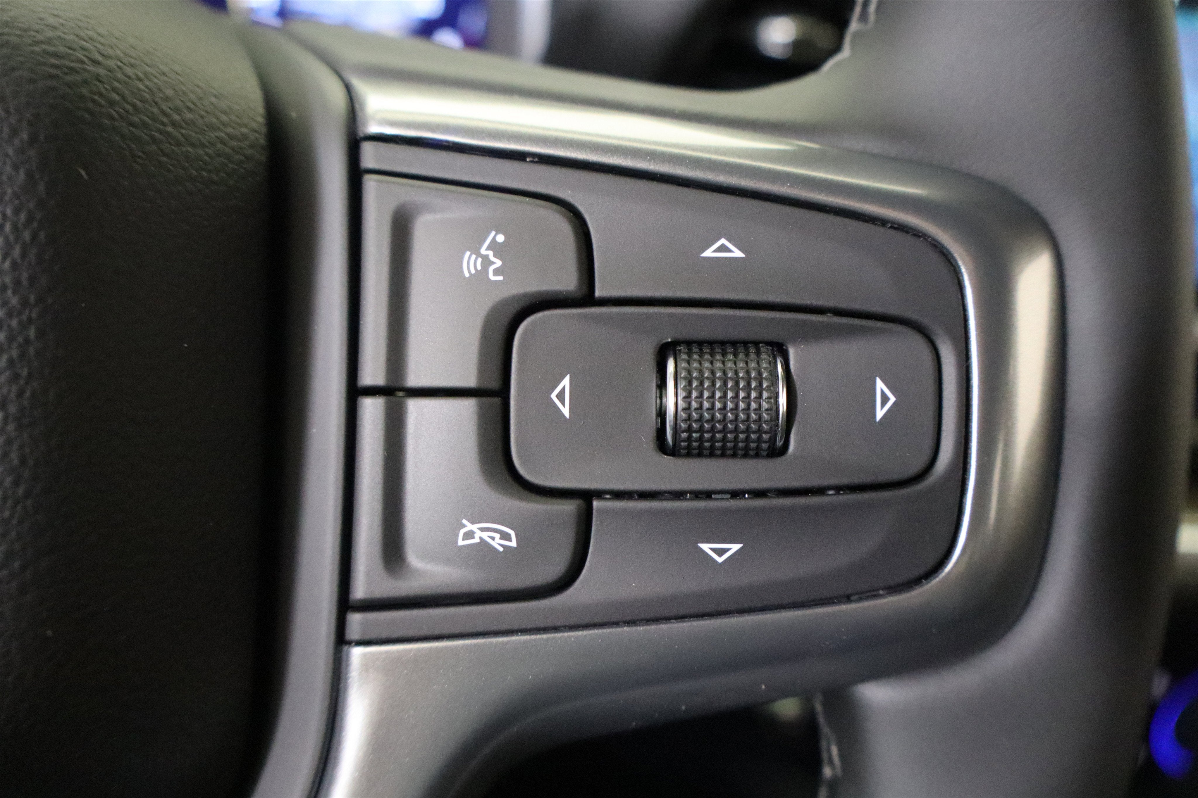 2026 Chevrolet Silverado 1500 LT Crew Cab 4WD