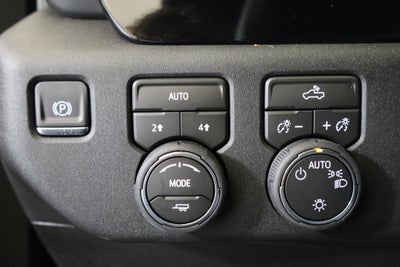 2026 Chevrolet Silverado 1500 LT Crew Cab 4WD