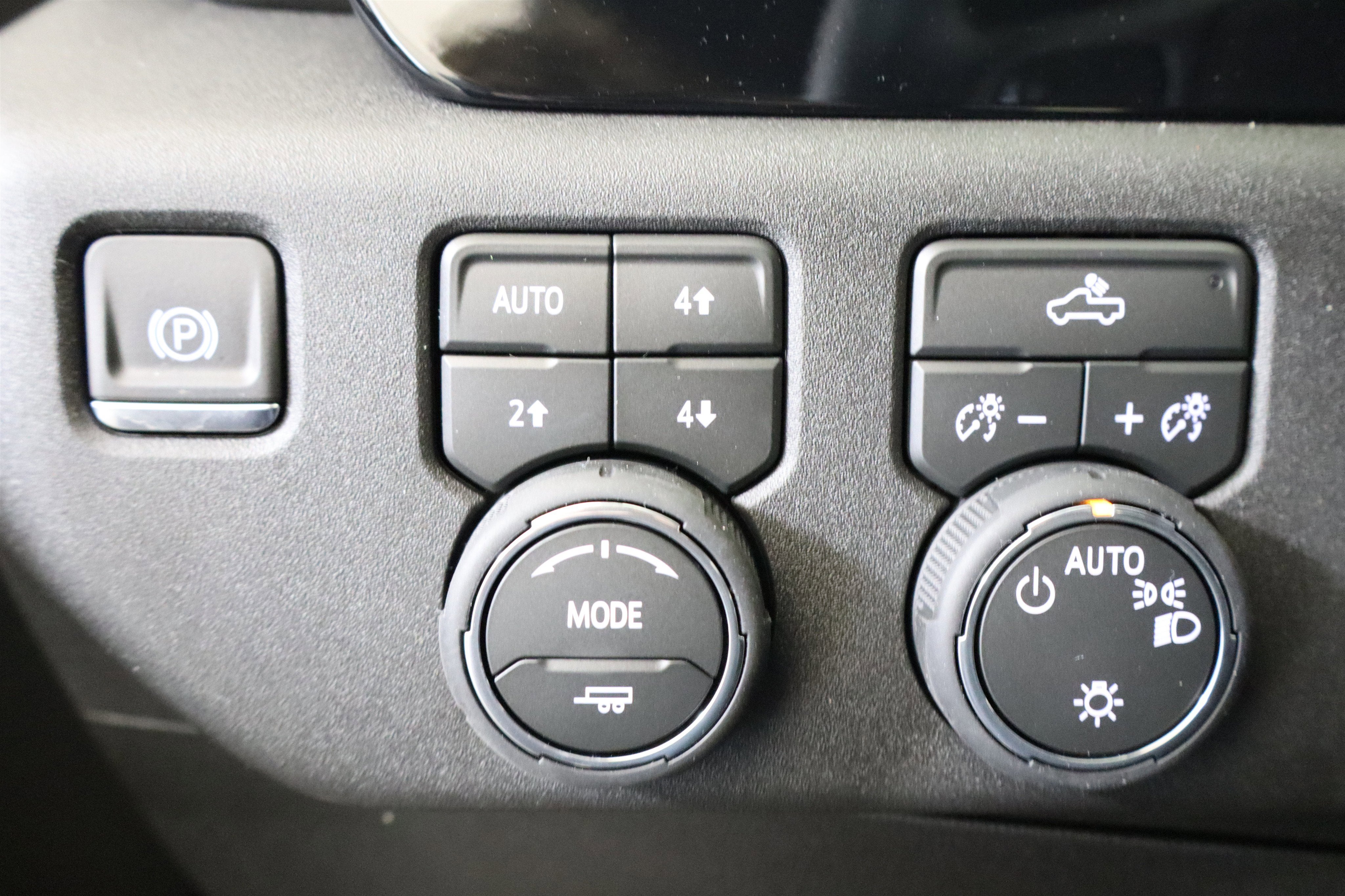 2026 Chevrolet Silverado 1500 LT Crew Cab 4WD