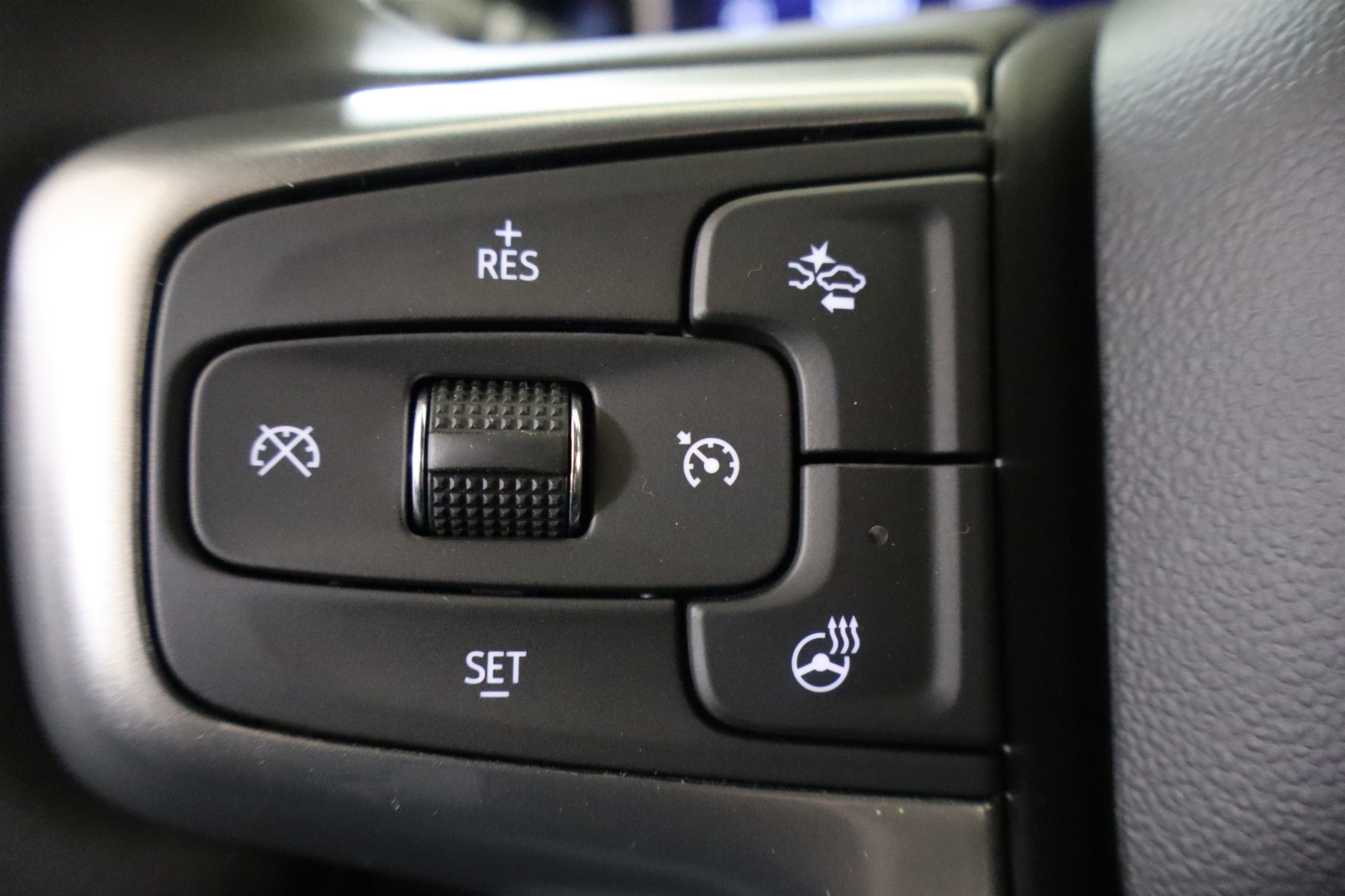 2026 Chevrolet Silverado 1500 LT Crew Cab 4WD