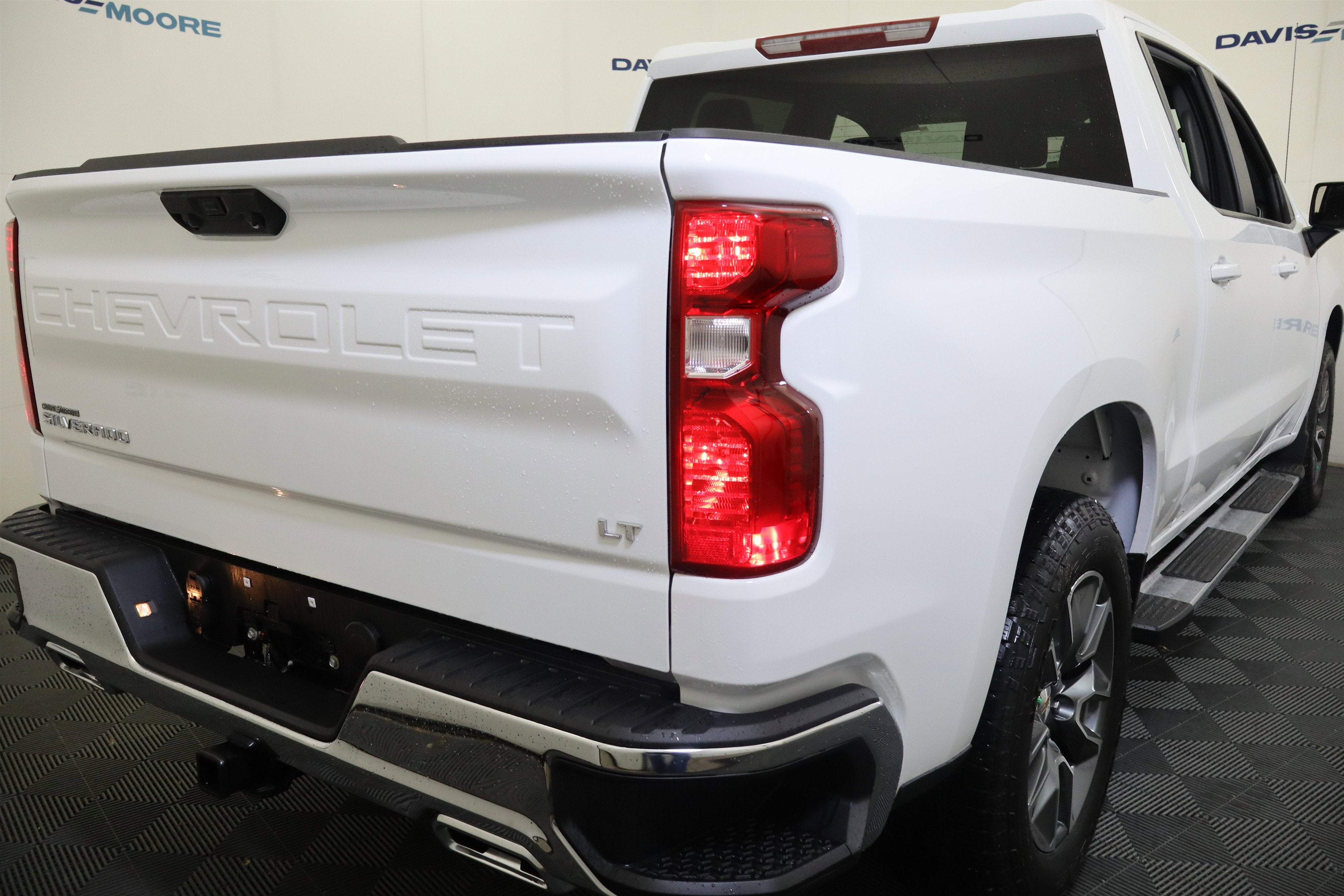 2026 Chevrolet Silverado 1500 LT Crew Cab 4WD