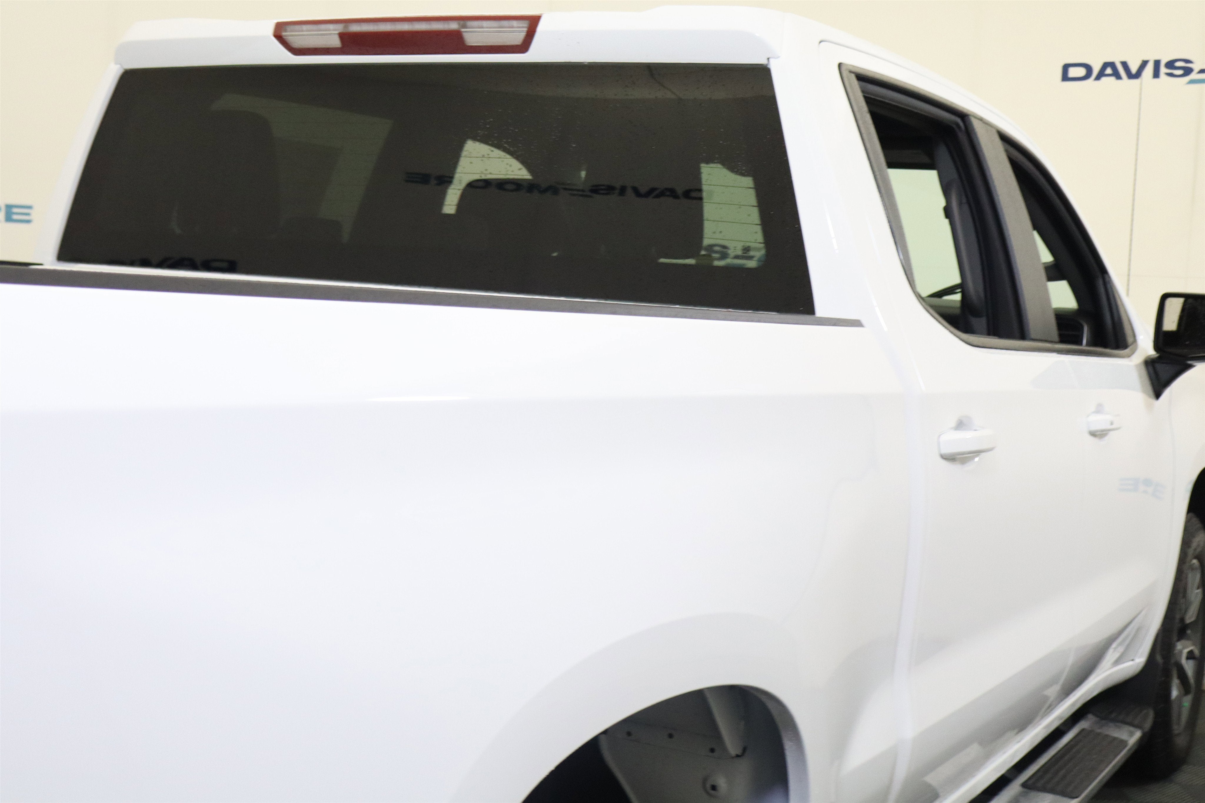 2026 Chevrolet Silverado 1500 LT Crew Cab 4WD