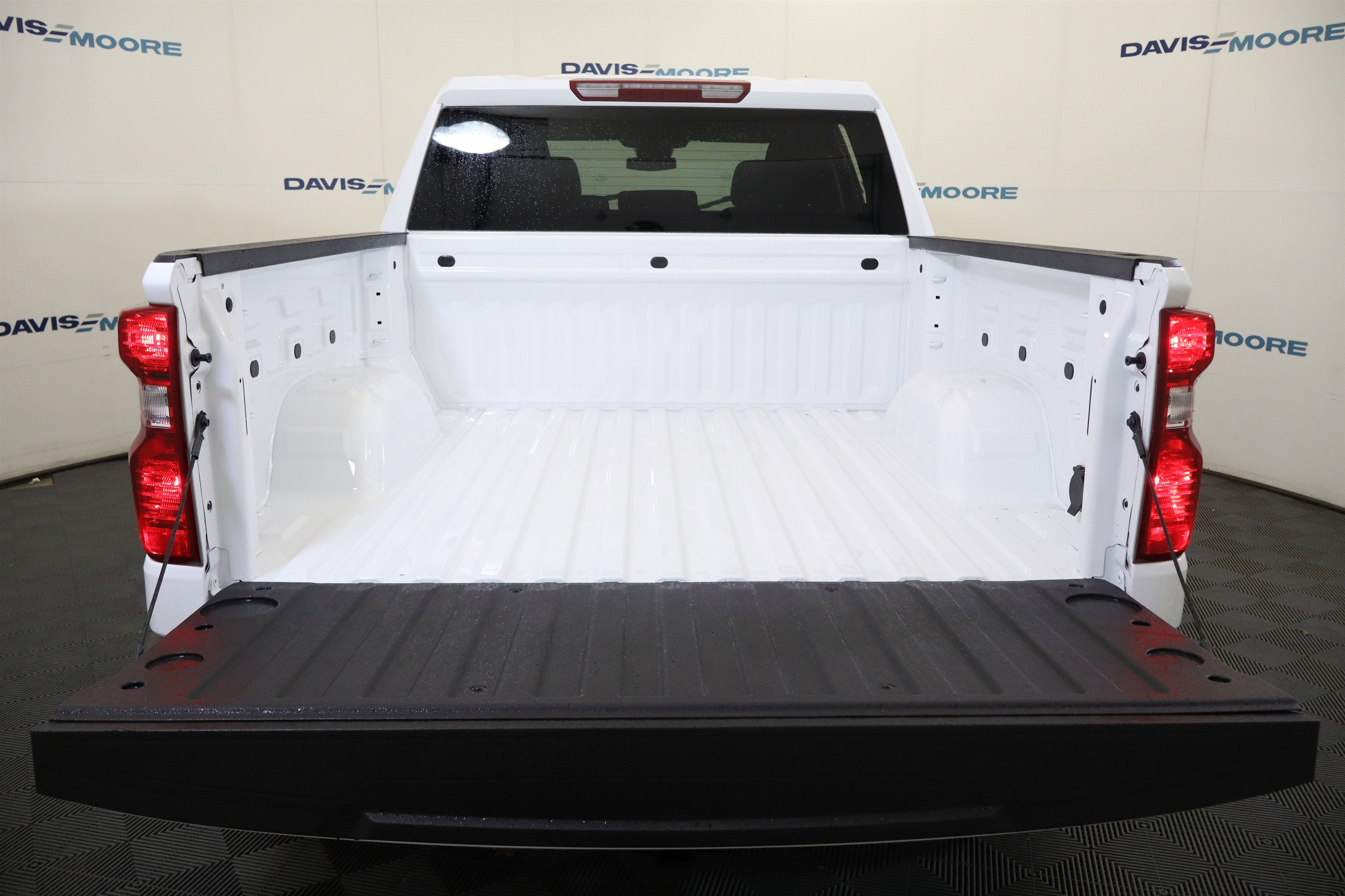 2026 Chevrolet Silverado 1500 LT Crew Cab 4WD