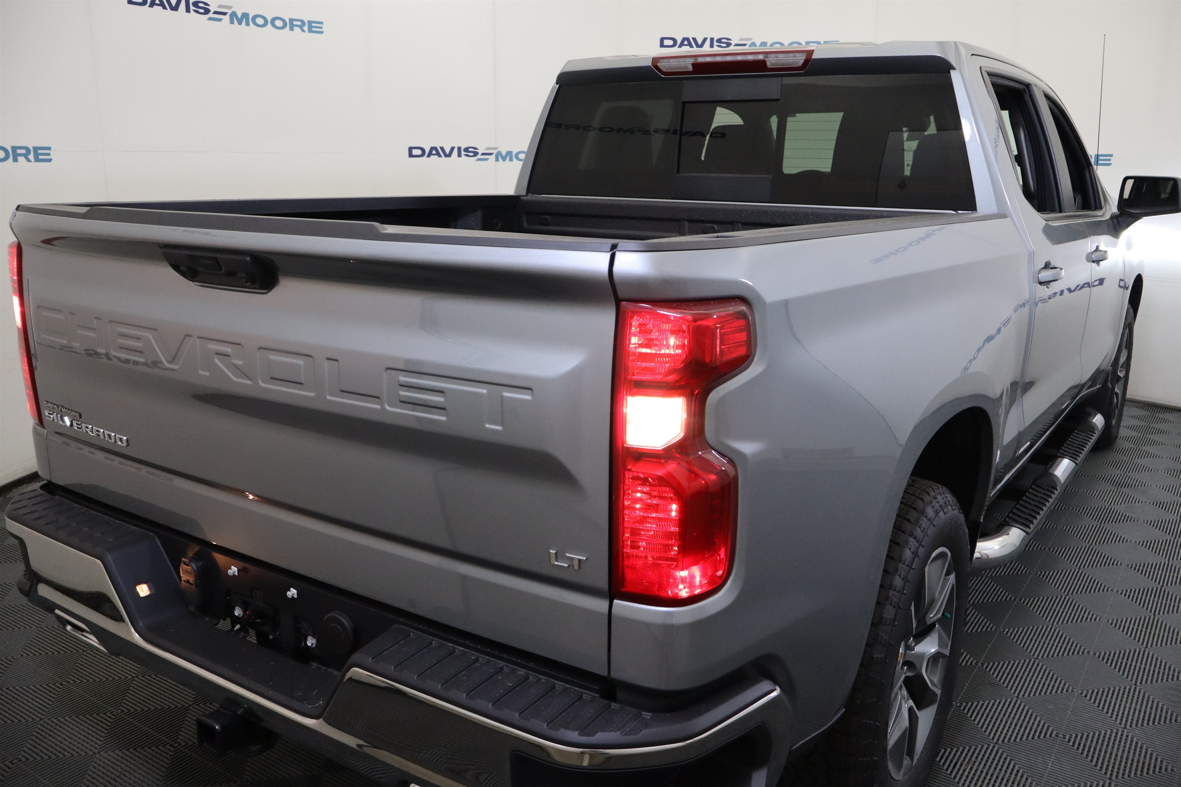 2026 Chevrolet Silverado 1500 LT Crew Cab 4WD