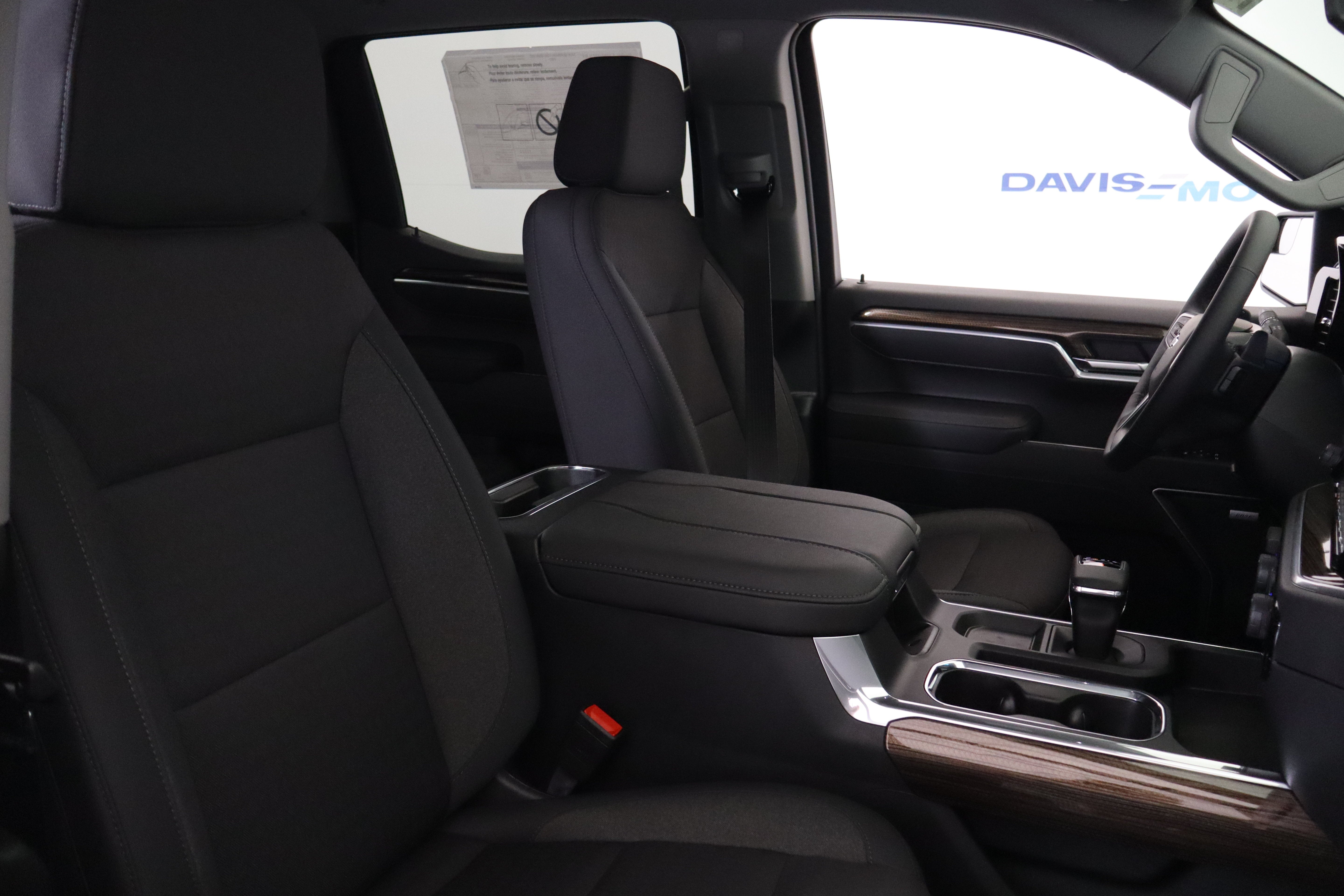 2026 Chevrolet Silverado 1500 RST Crew Cab 4WD