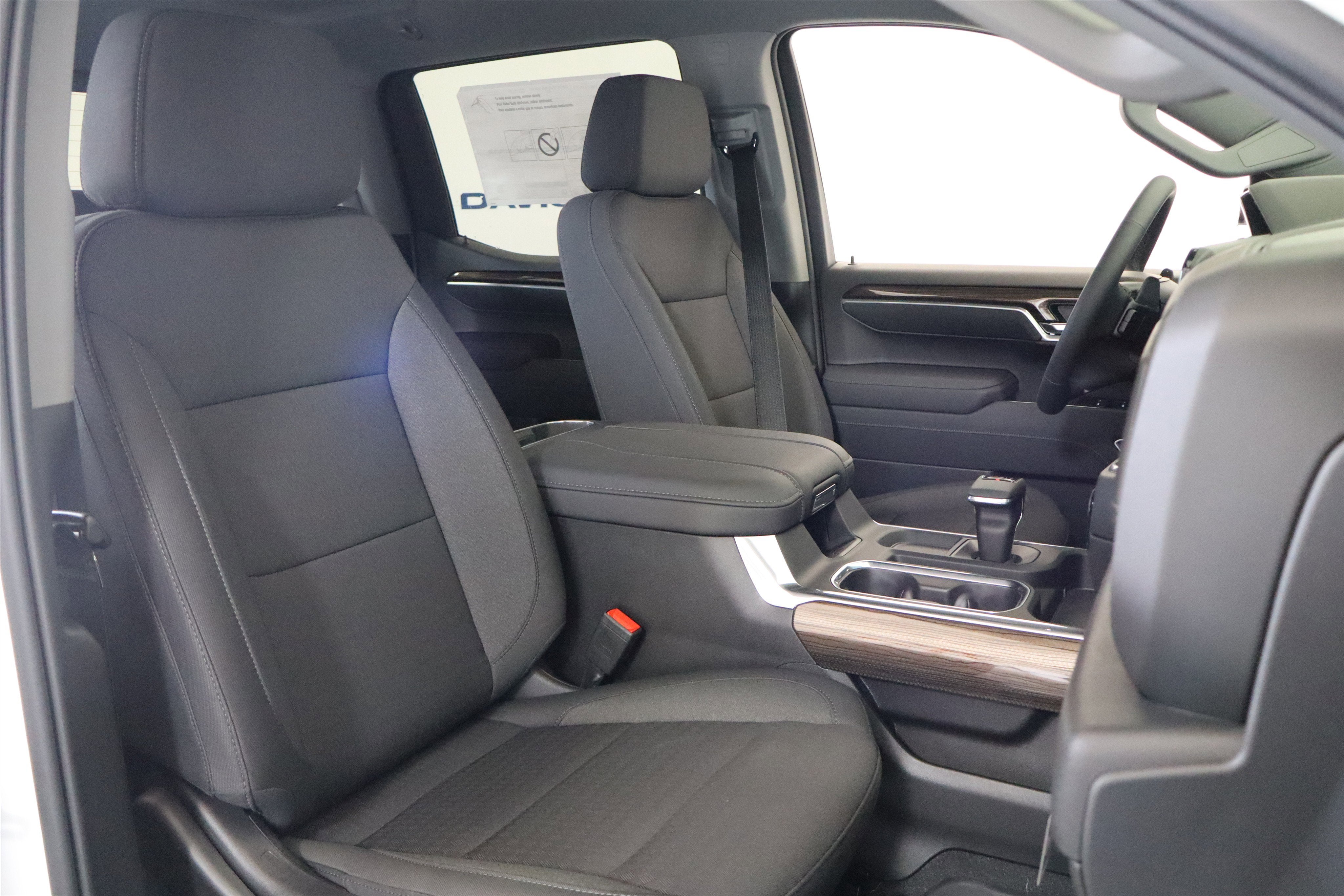 2026 Chevrolet Silverado 1500 RST Crew Cab 4WD